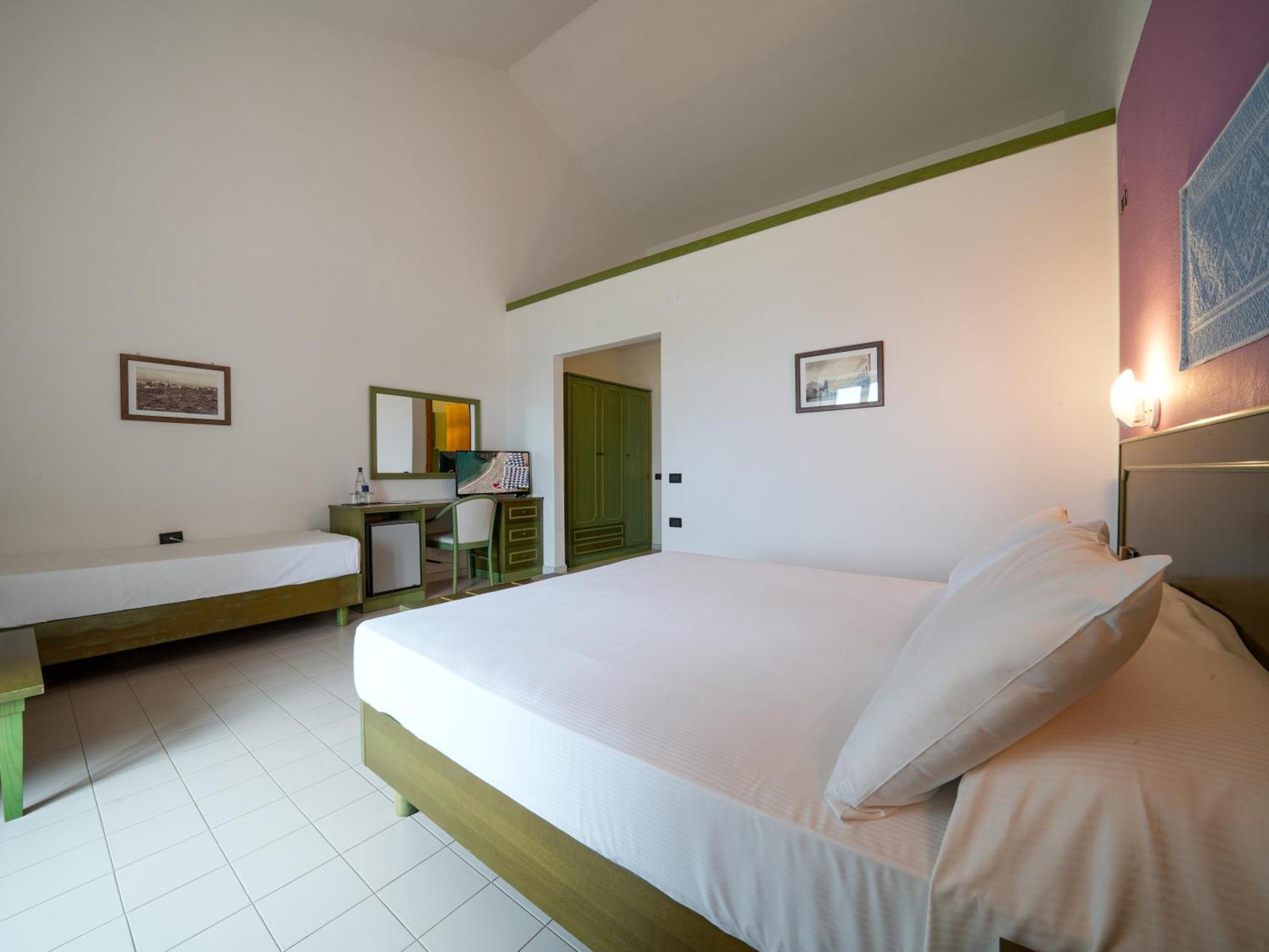 Standard Triple Room,1627258992:JPEG