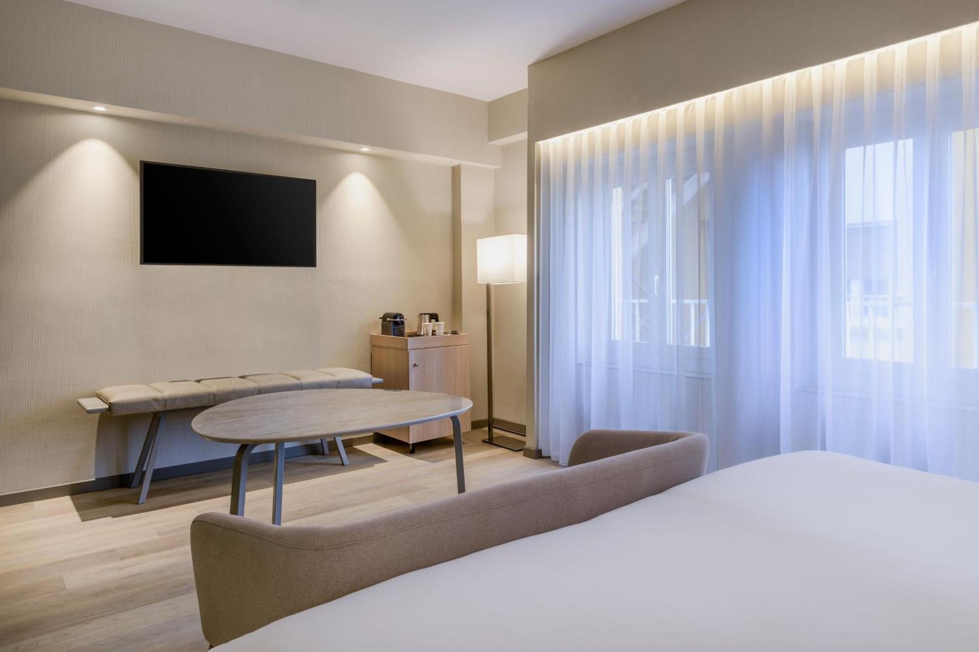 Superior King Room, Guest room, 1 King,1629388884:JPEG