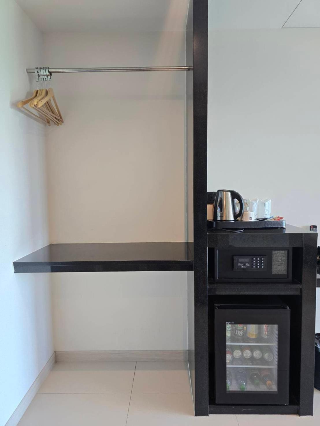 Deluxe Twin Room with Balcony,1630009915:JPEG