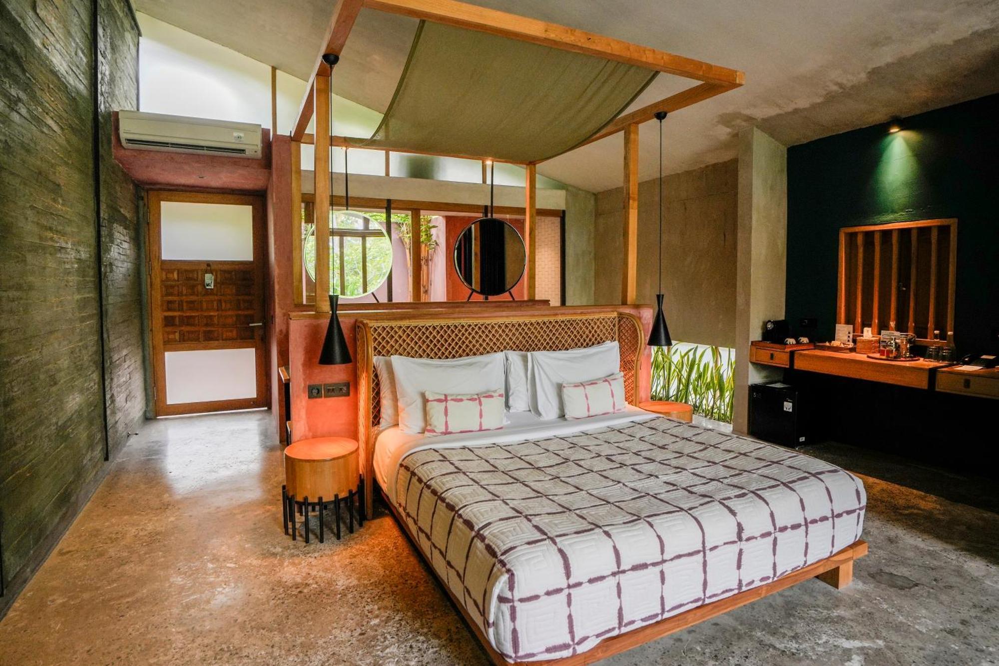 One Bedroom Nomad Pool Villas Daily Two Bottles Beer