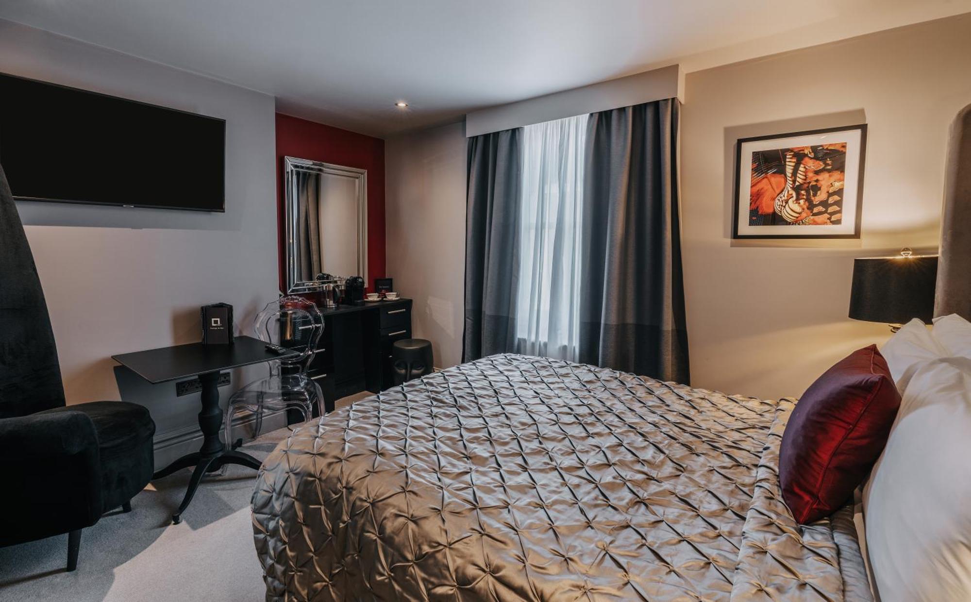 Classic Double Room