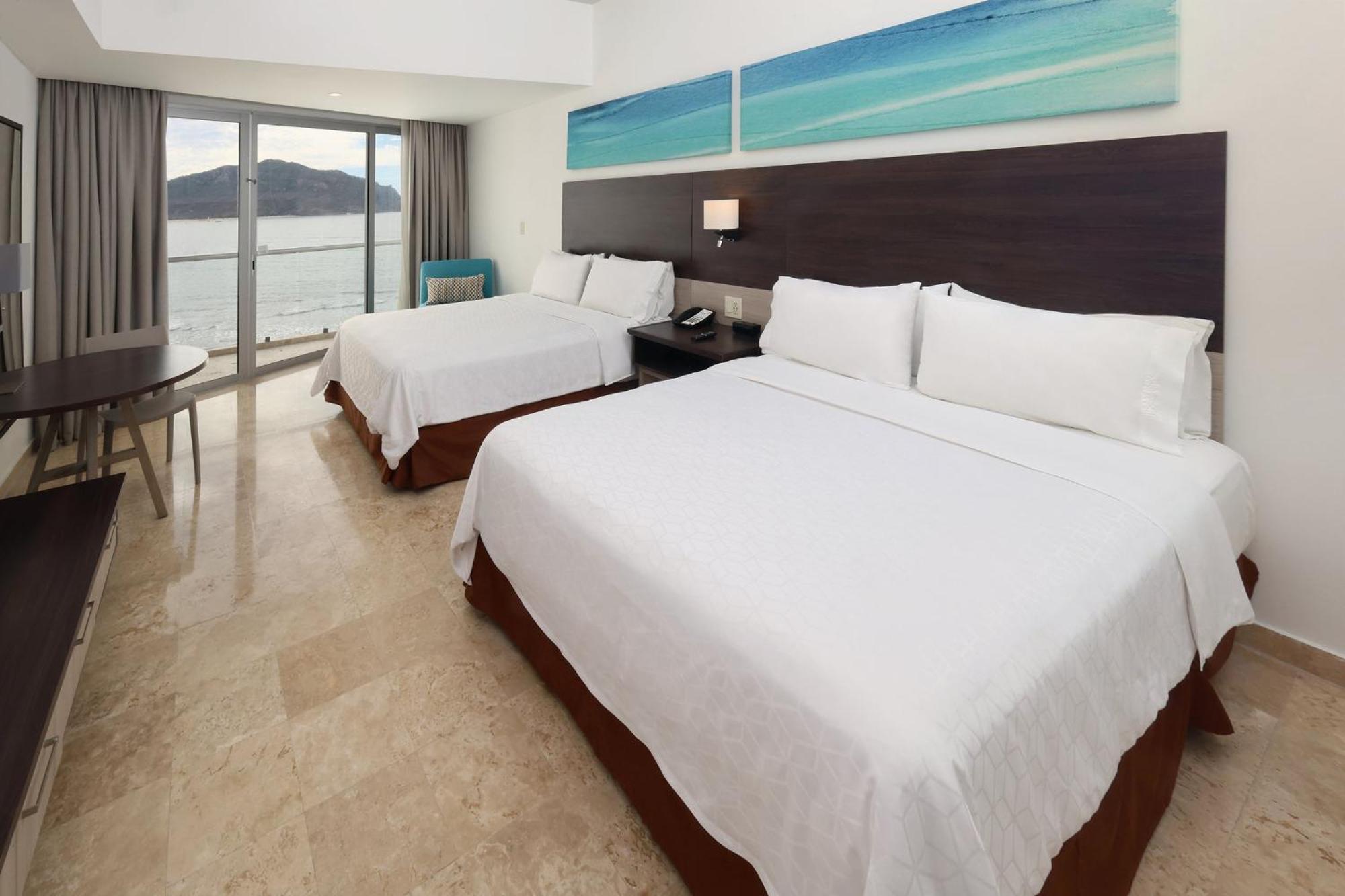 Standard Room with Two Queen Beds
