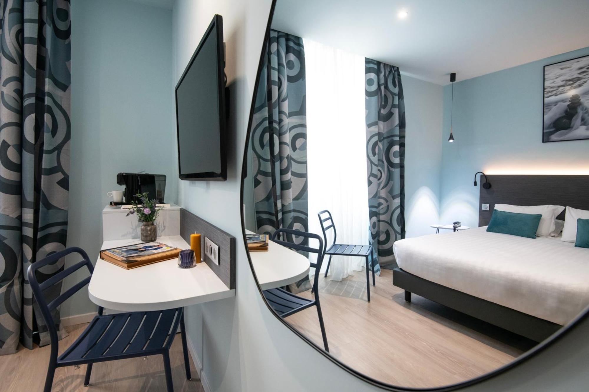 Superior Double Room City View