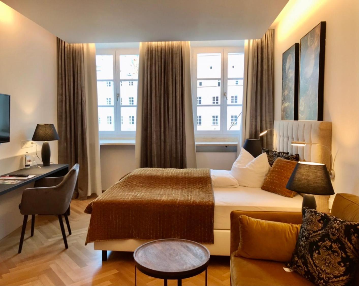 Deluxe Double Room with Shower