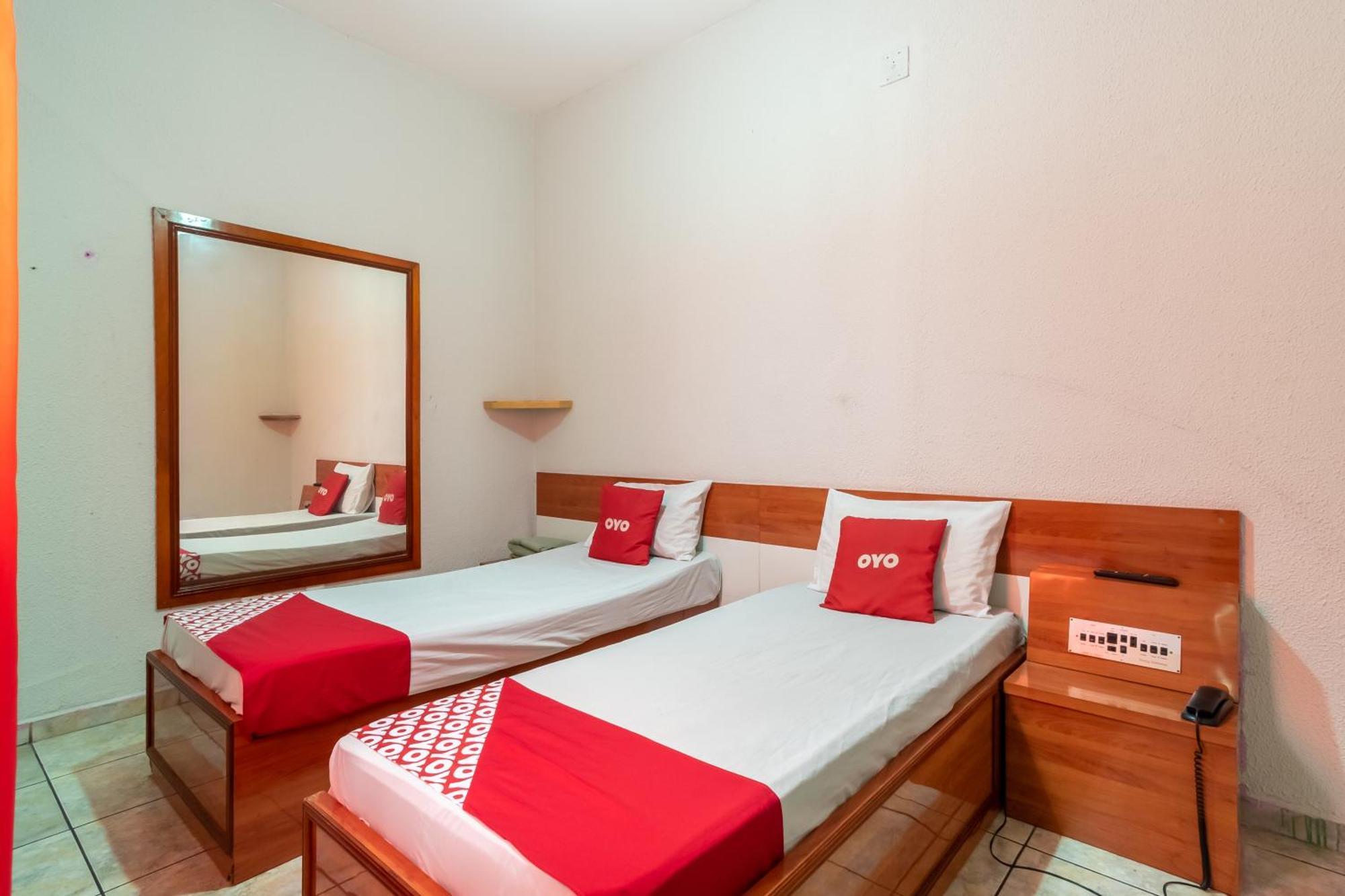 Twin Room,1658788507:JPEG