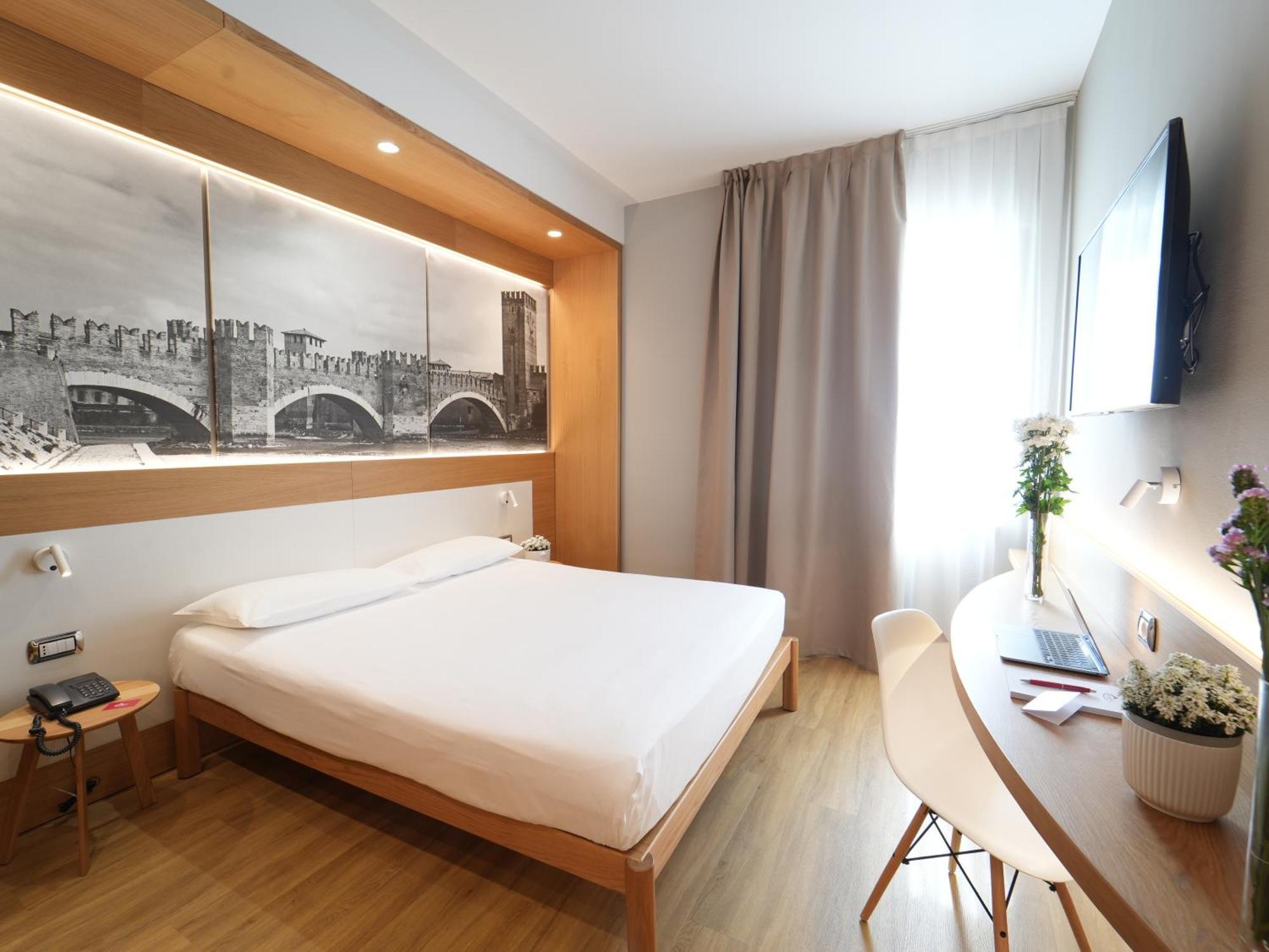 Classic Double Room,1660280438:JPEG