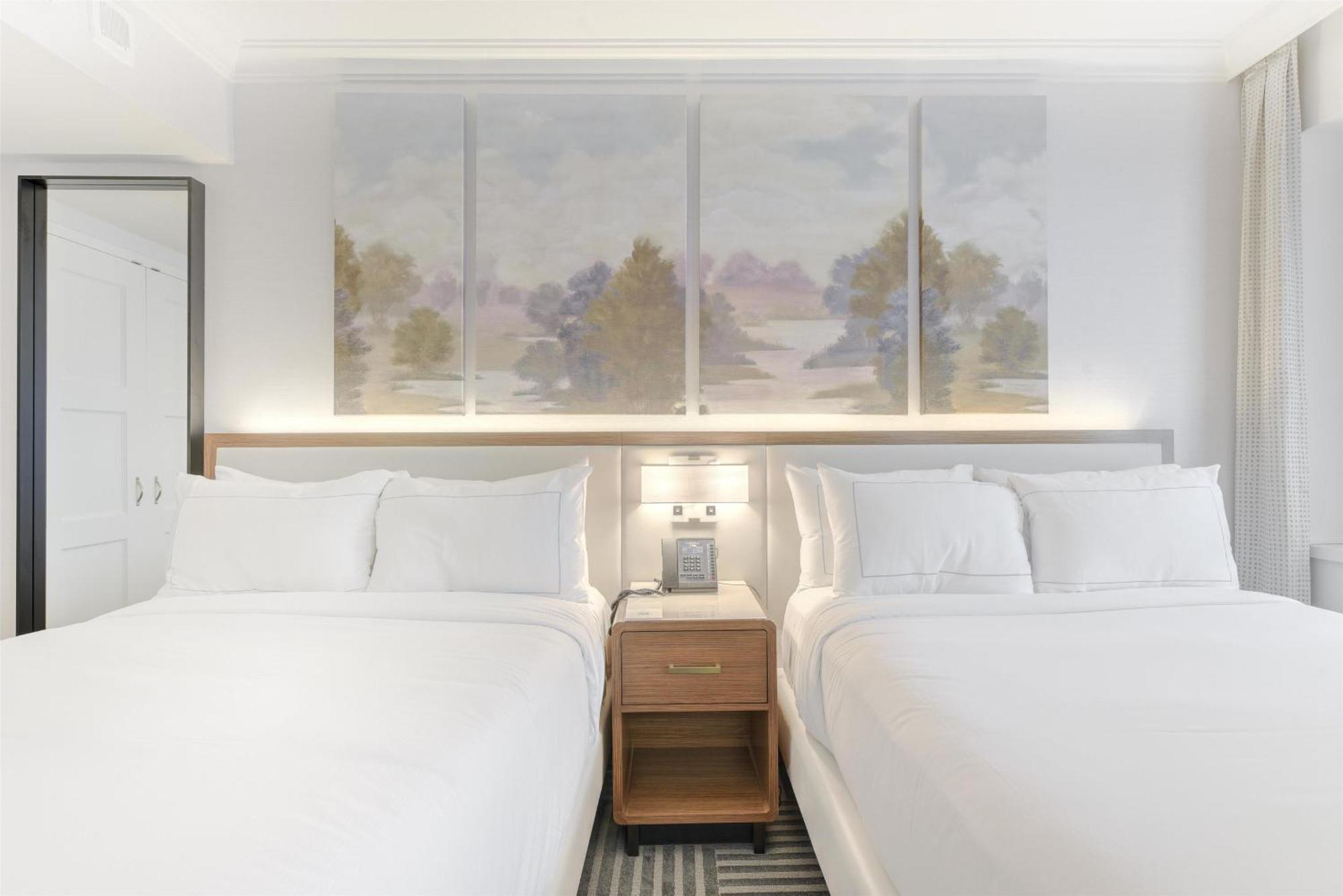 Quarto Queen com 2 Camas Queen-size - Adequado para Pessoas com Alergias