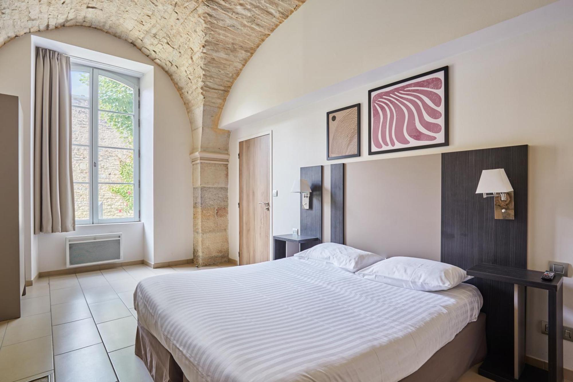 One-Bedroom Superior Apartment