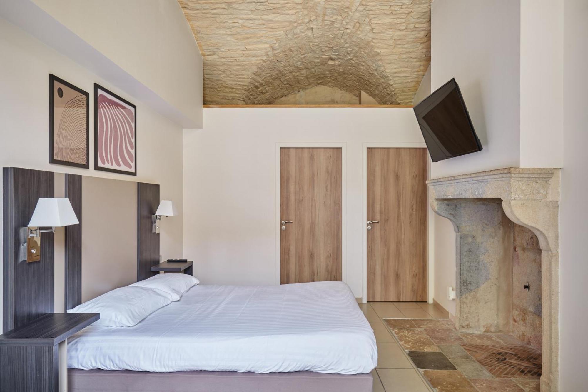 One-Bedroom Superior Apartment