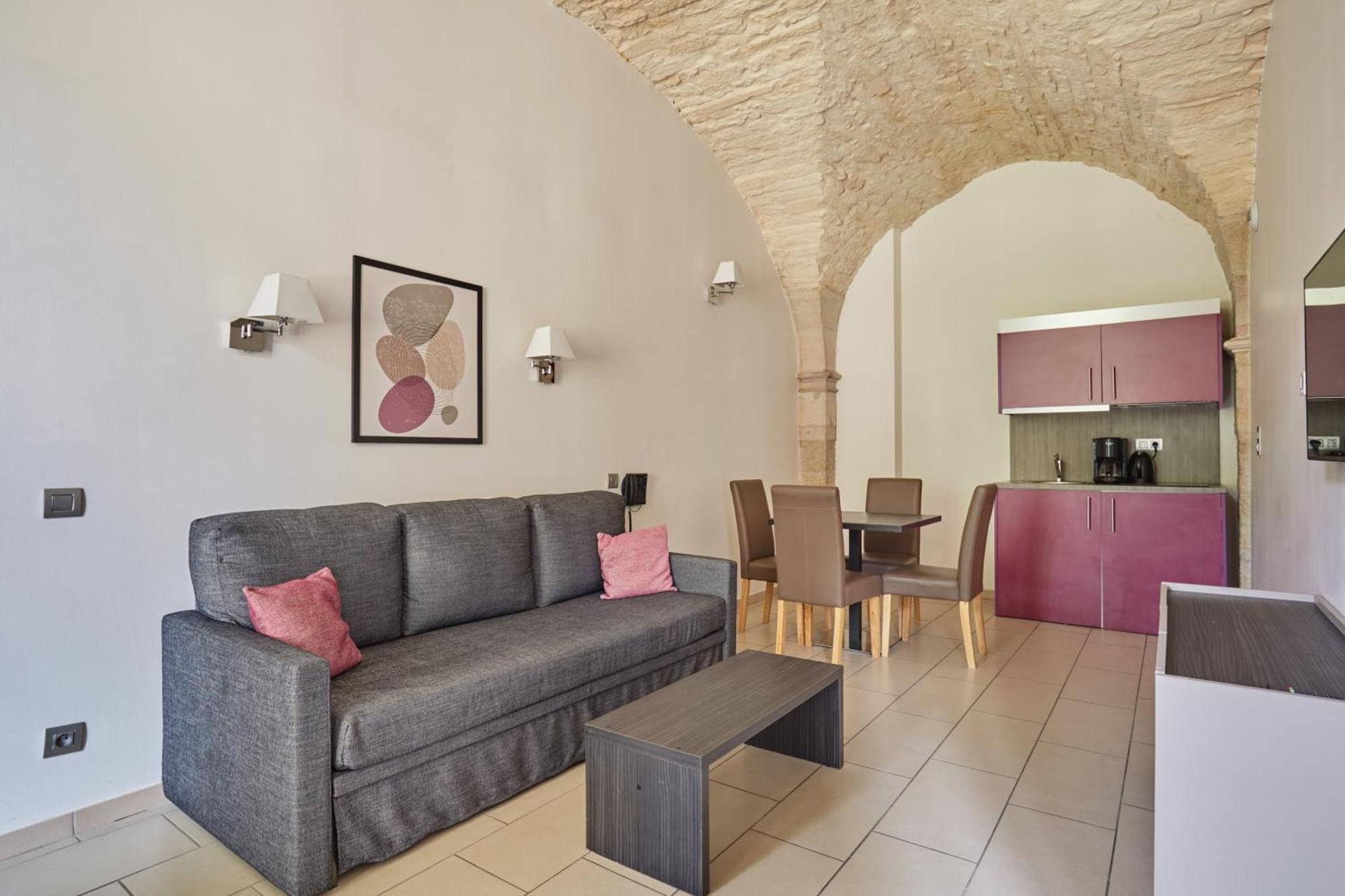 One-Bedroom Superior Apartment
