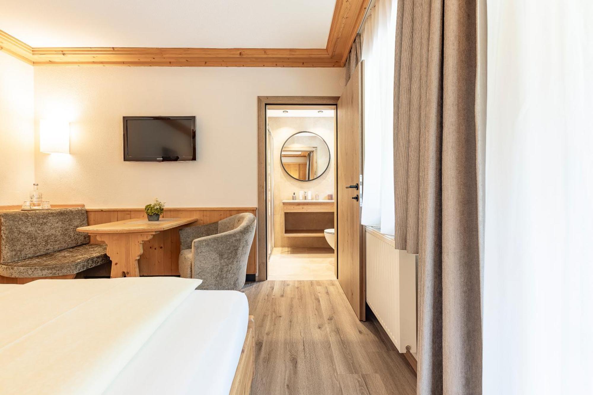 Economy Double Room