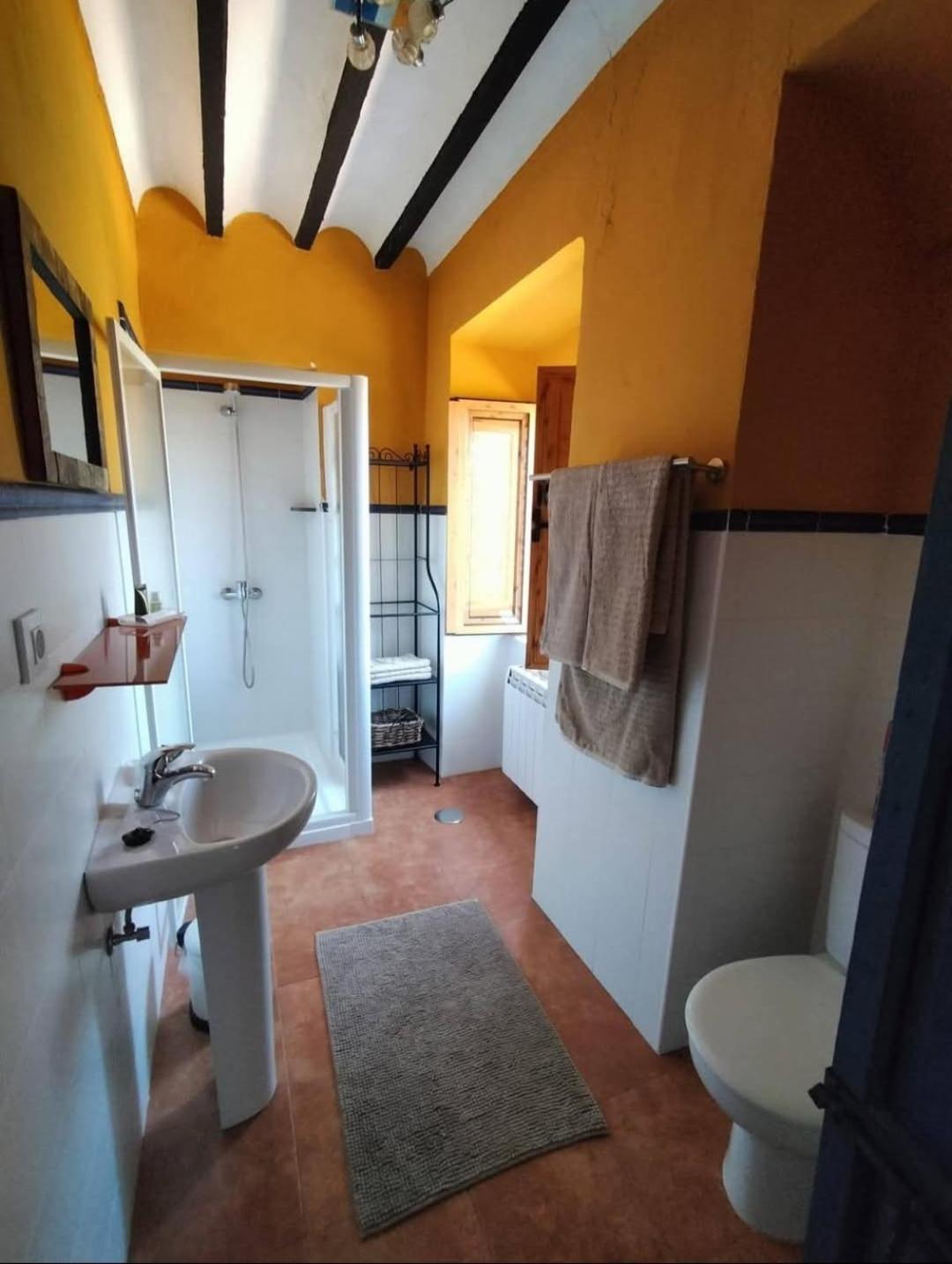 Double Room Private Bathroom