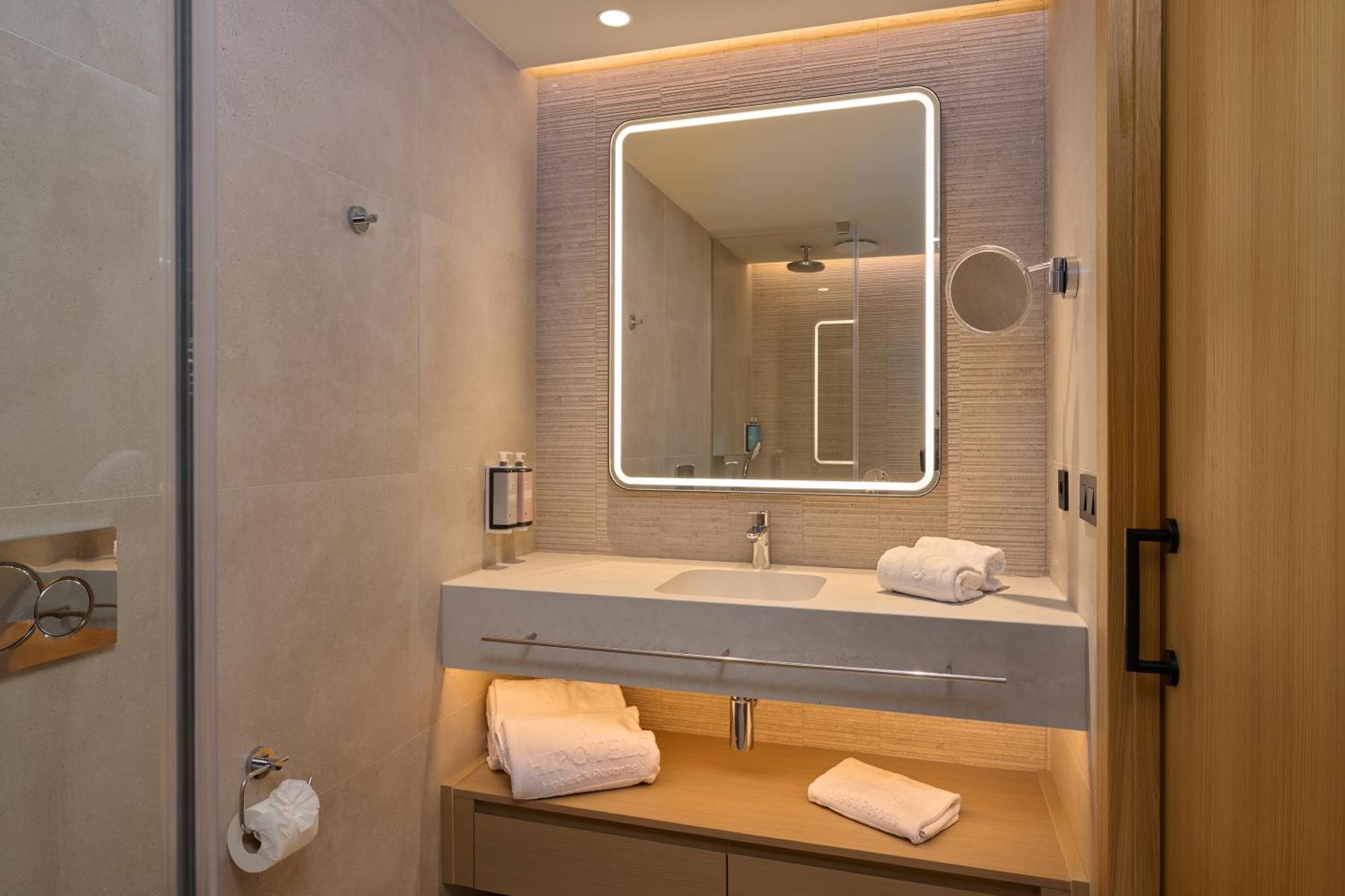 Double Room with Sea View,1739383490:JPEG