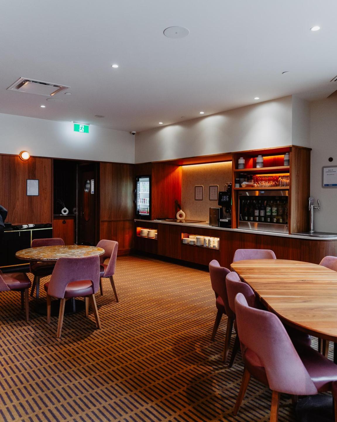 Executive King Room