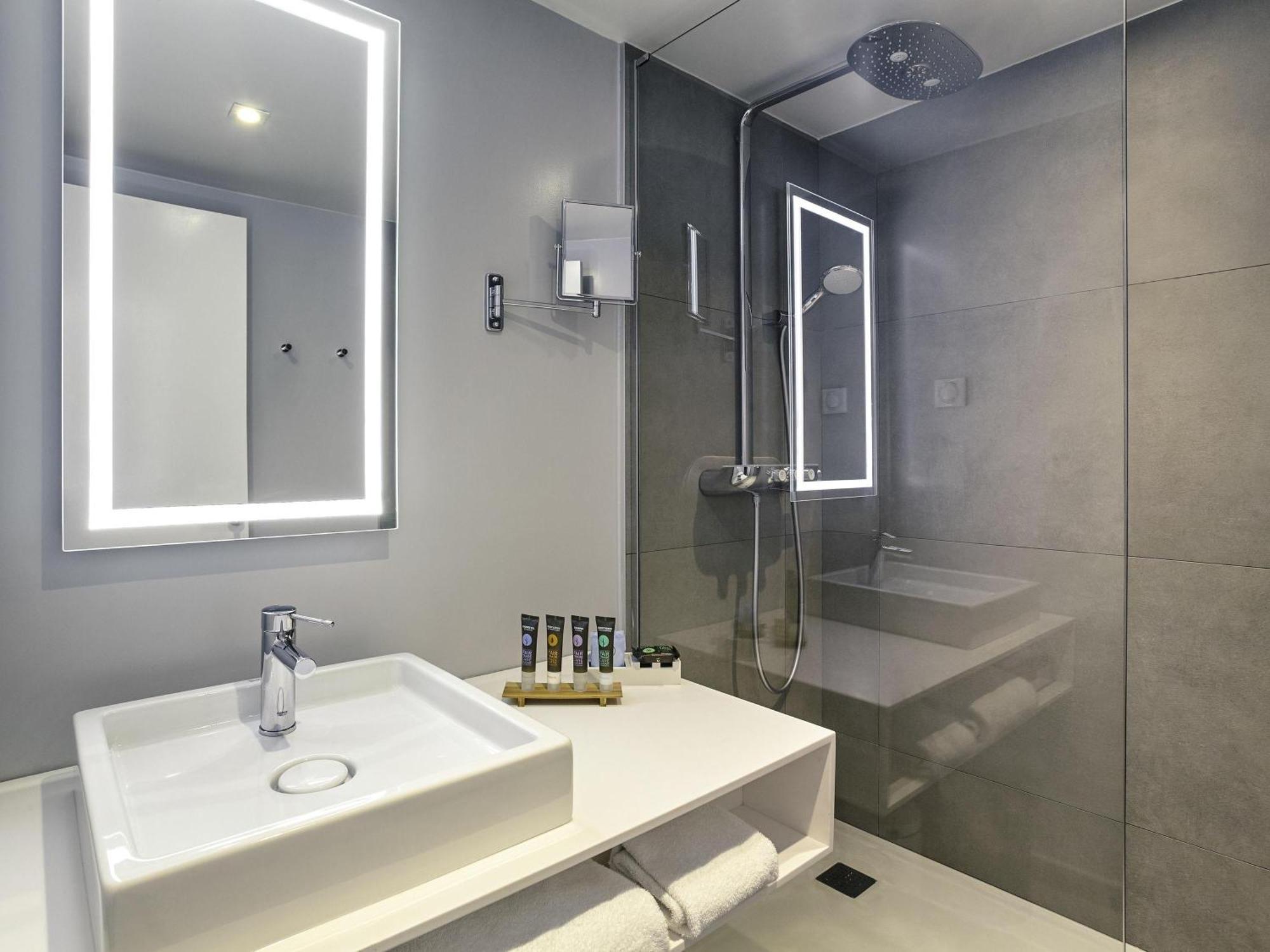 Suite with One Double Bed and Sofa Bed