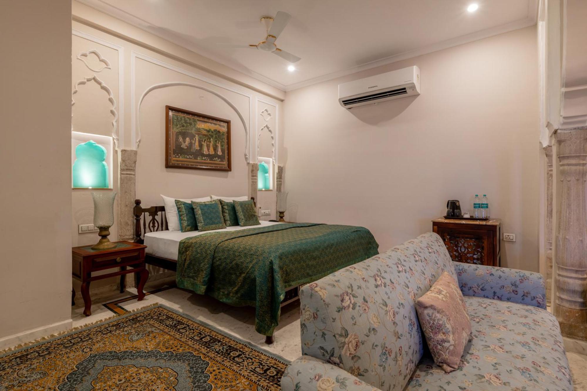 Rajputana Suite Late Check-Out upto 2 hours subject to availabilityEarly Check upto 2 hours subject to availability on Food & Beverage services,1706849134:JPEG