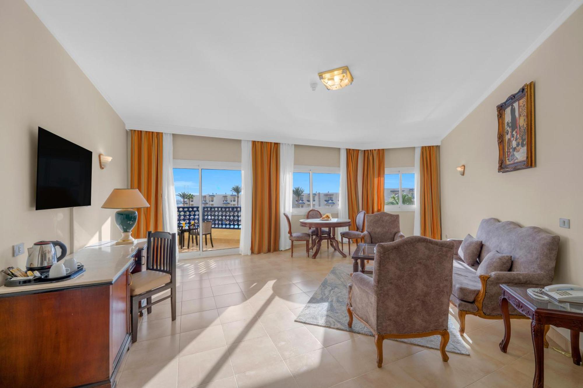Suite con vistas a la piscina