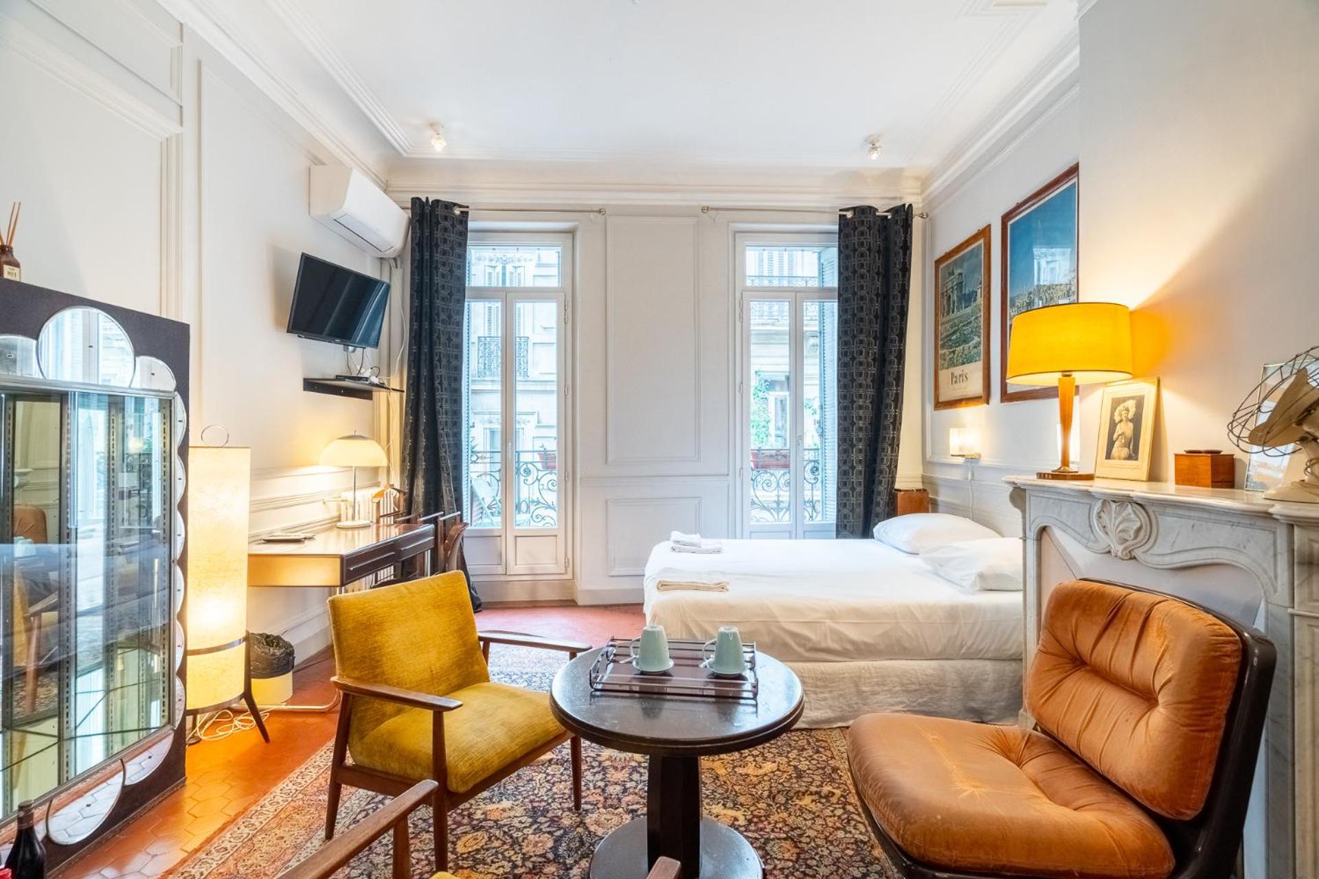 Chambre Lit Queen-Size Deluxe