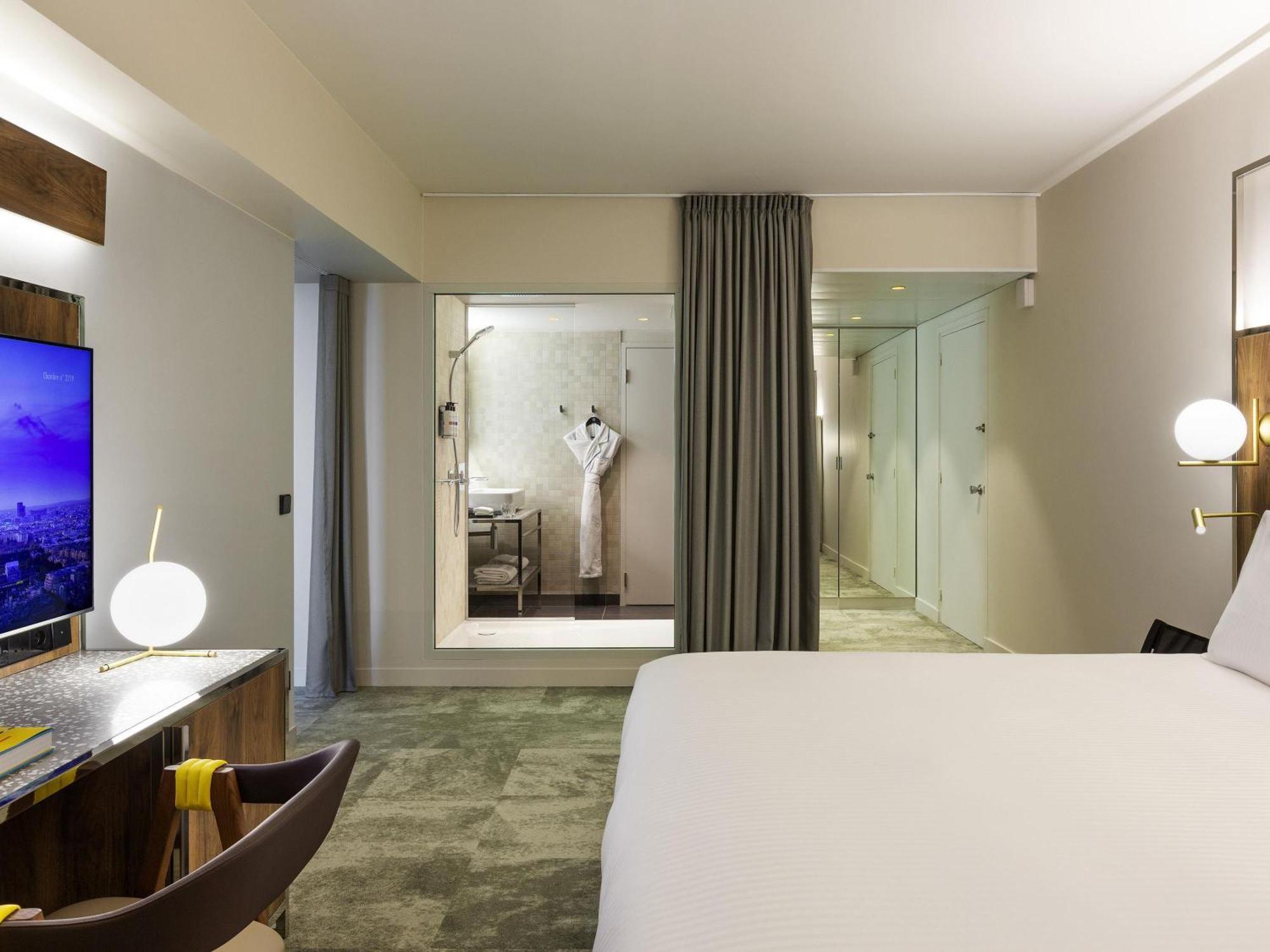 Apartamento com Sala de Estar e Vista