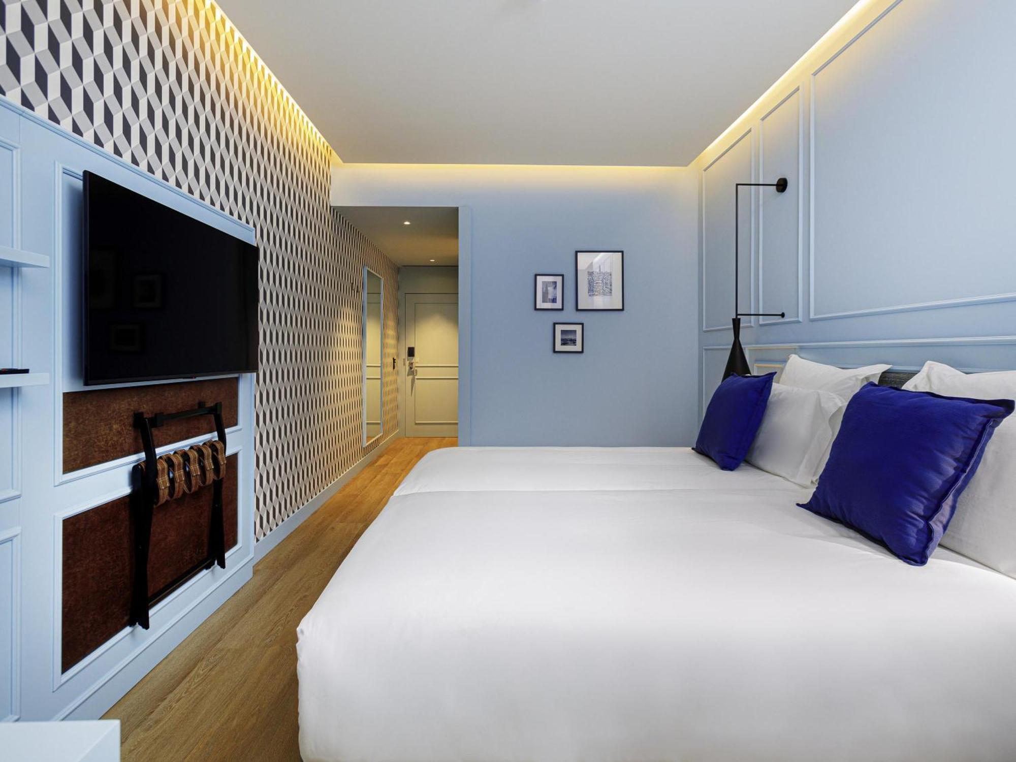Classic Twin Room
