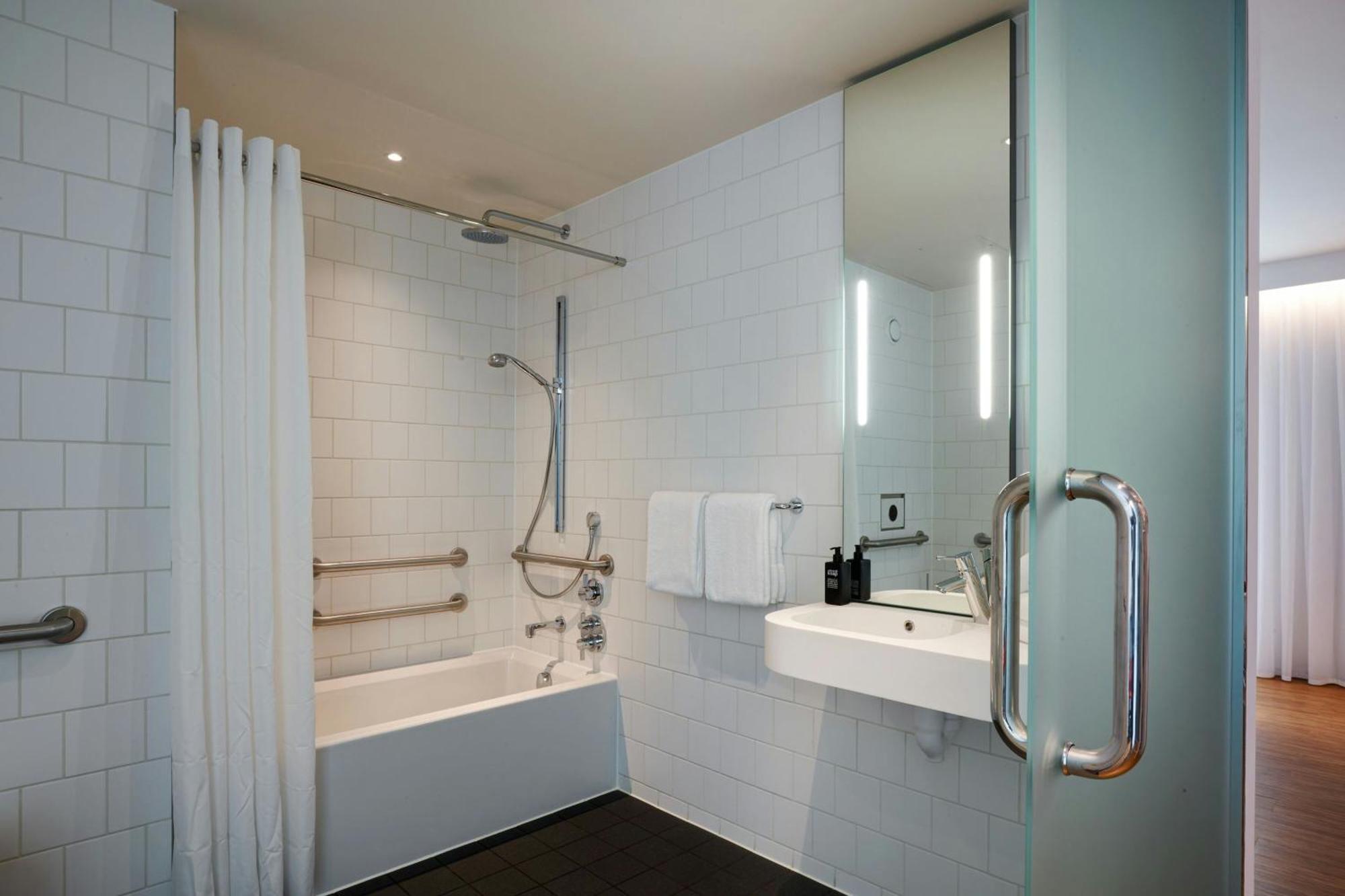 King Room Accessible