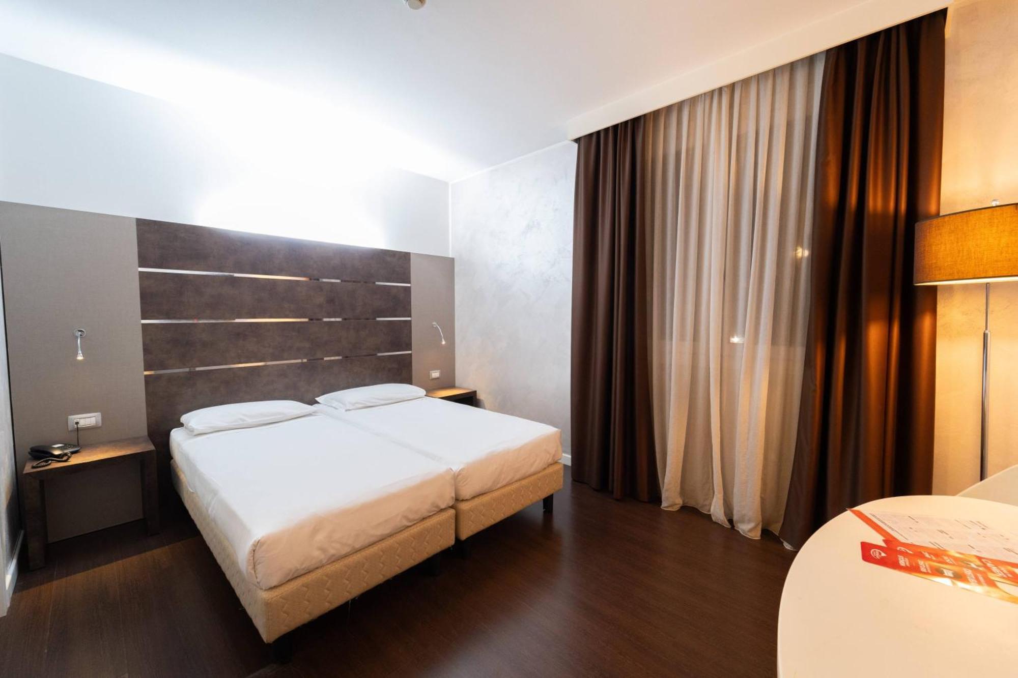 Superior Double Room,1739726289:JPEG