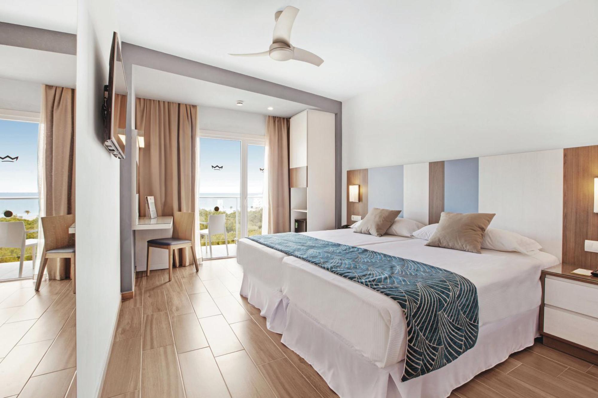 Double Room with Sea View,1740678742:JPEG