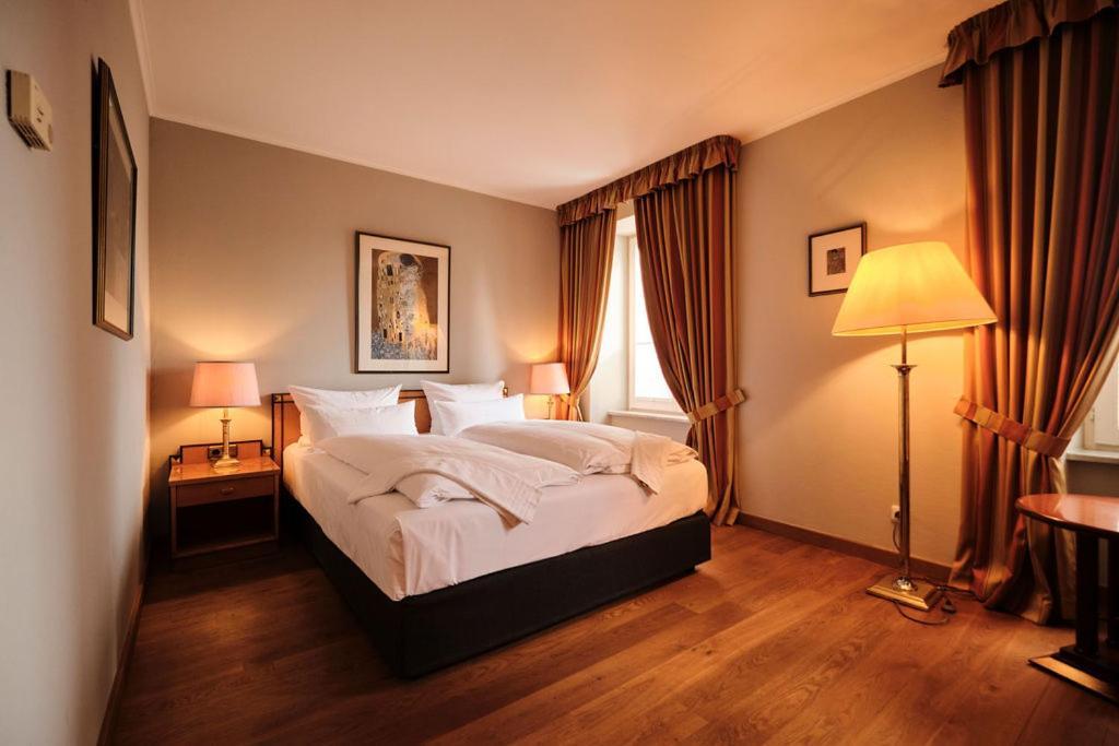 Standard Double Room,1742574989:JPEG