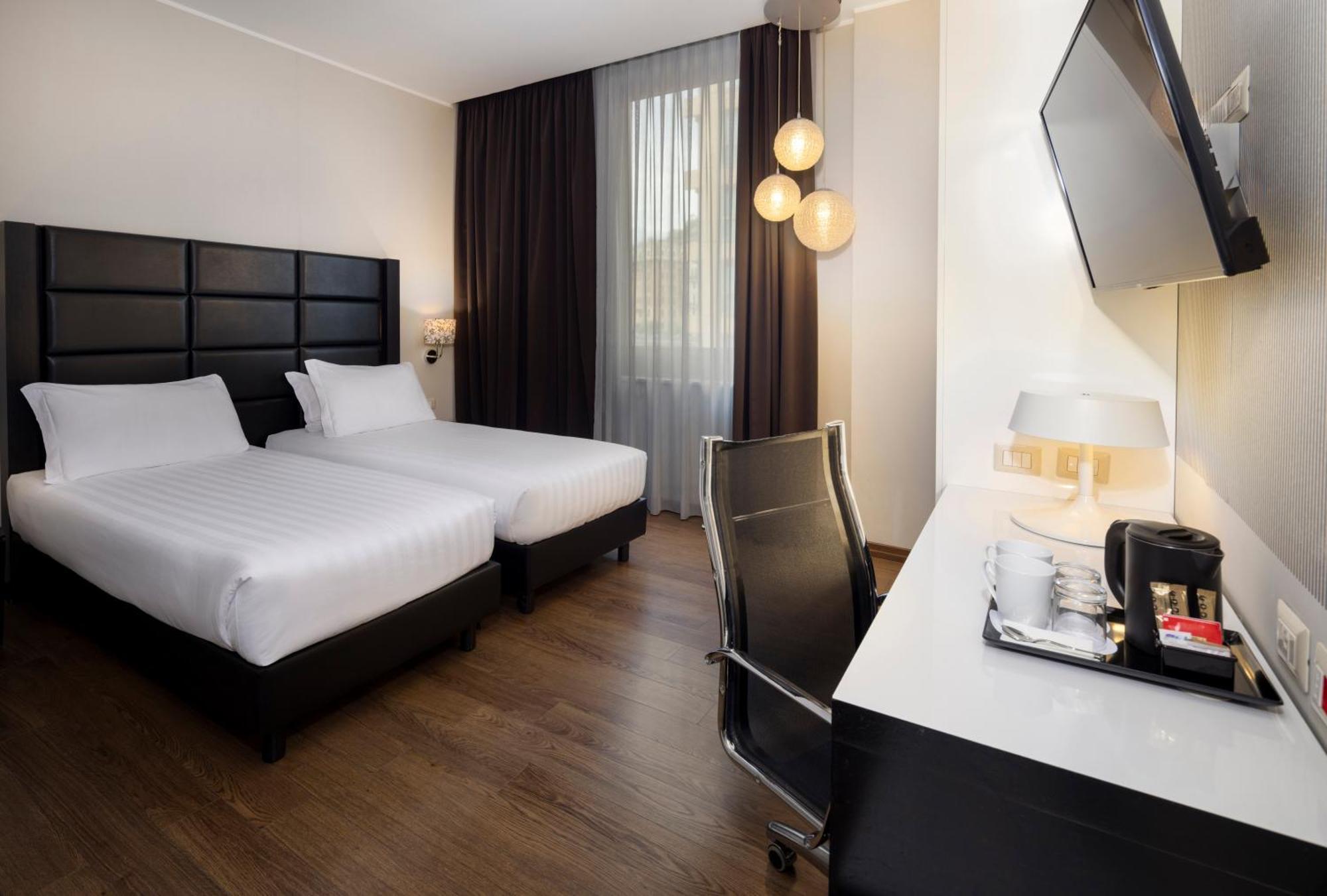 Standaard Tweepersoonskamer met 2 Aparte Bedden