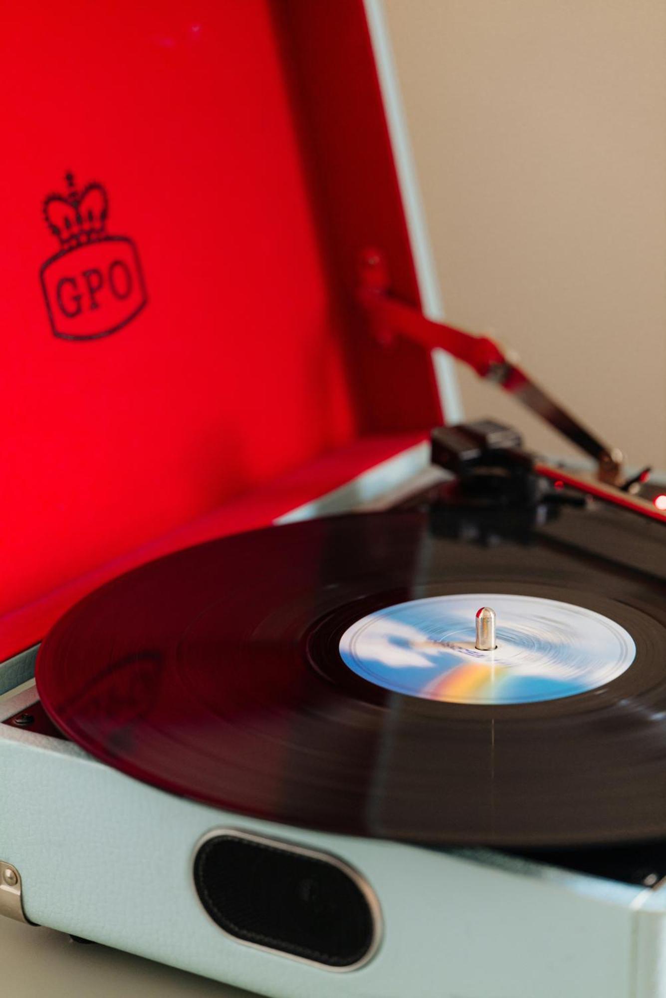 Comfort Room 1 Twin Bed,1746815035:JPEG