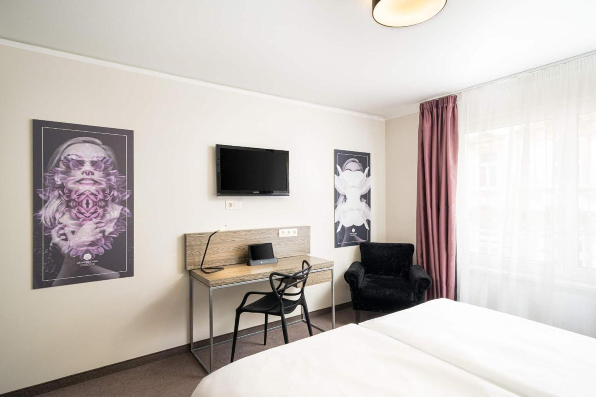 Standard Double Room,1758345322:JPEG