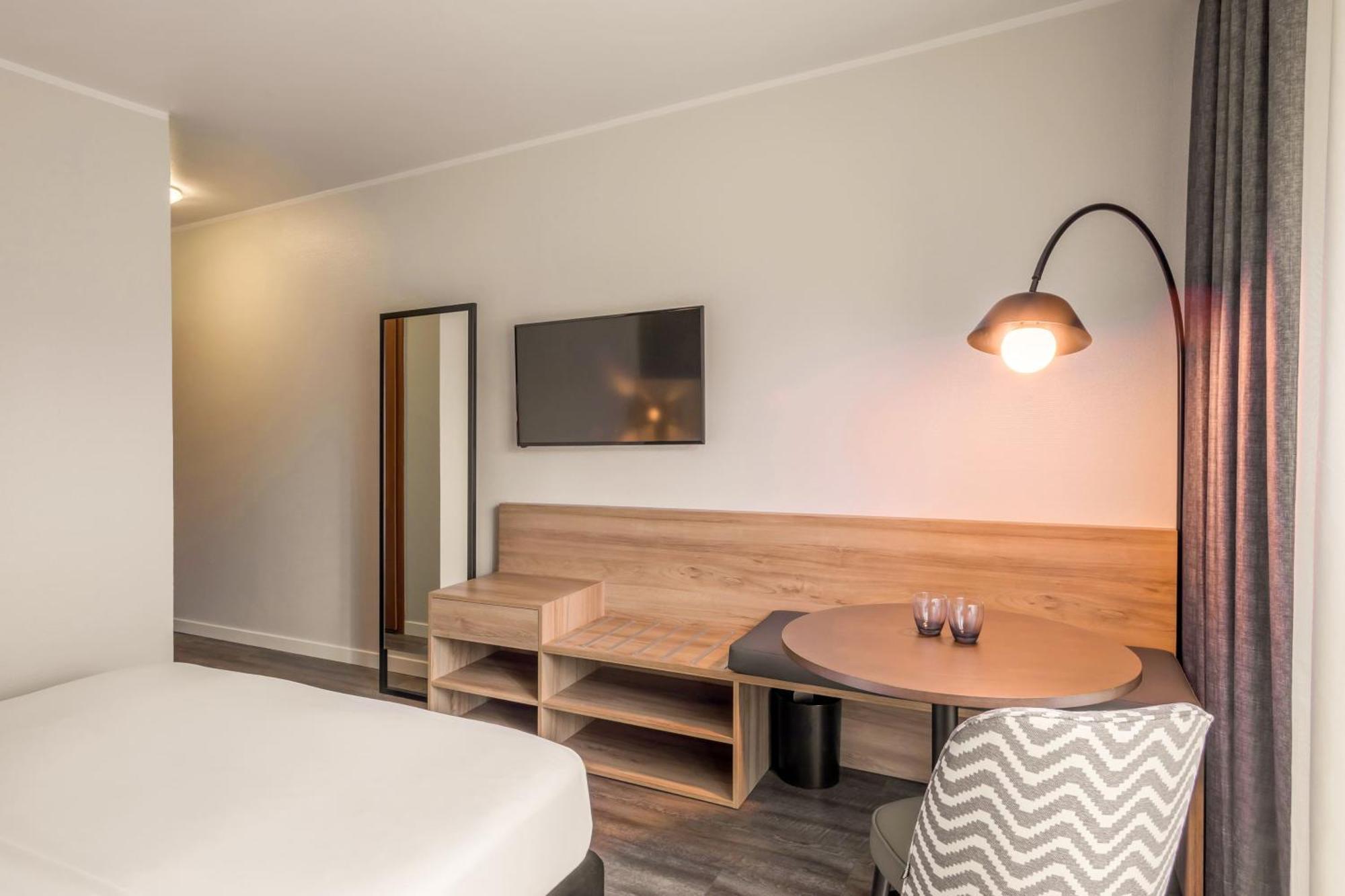 Standard Double Room,1758518623:JPEG