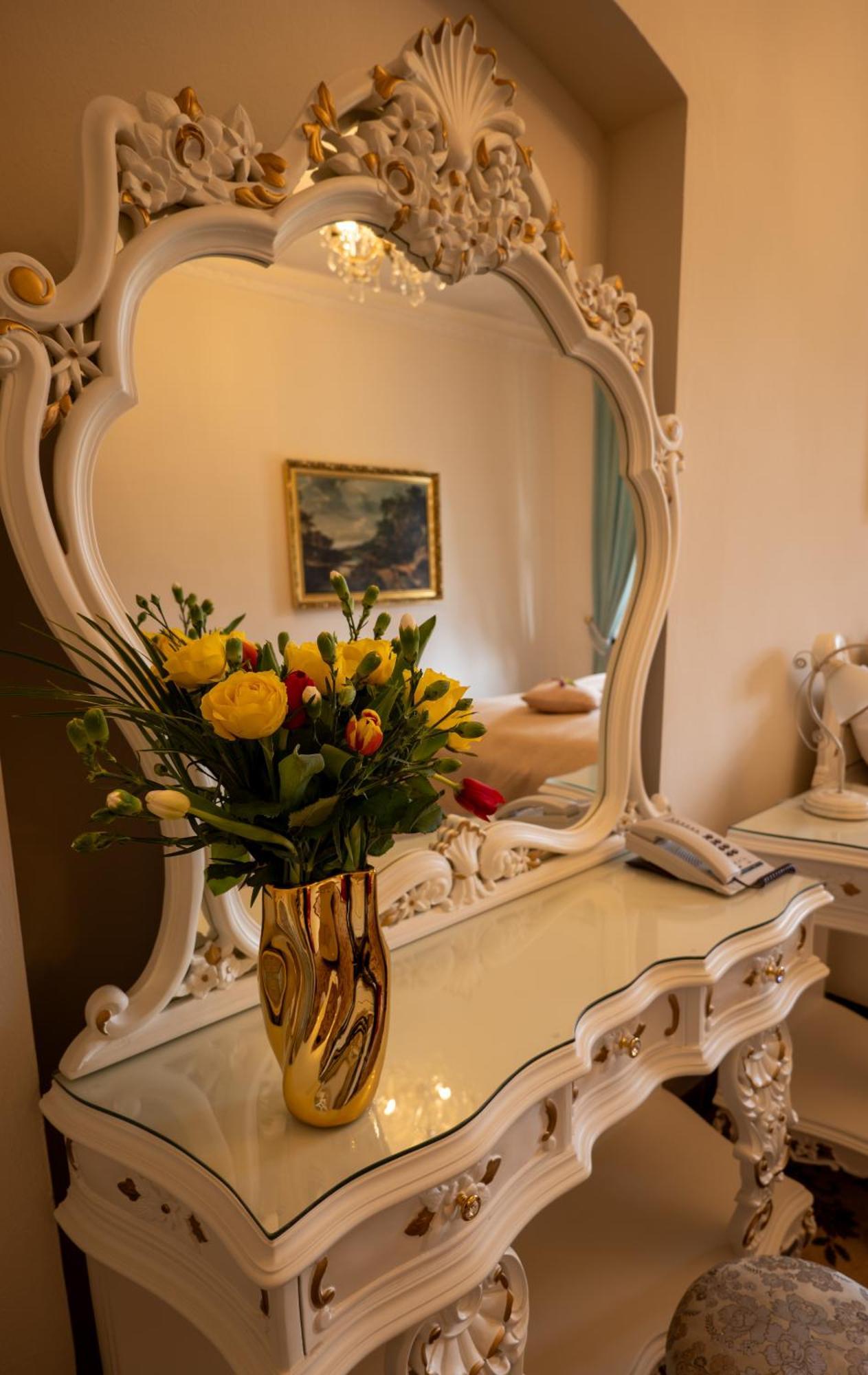 Royal Suite