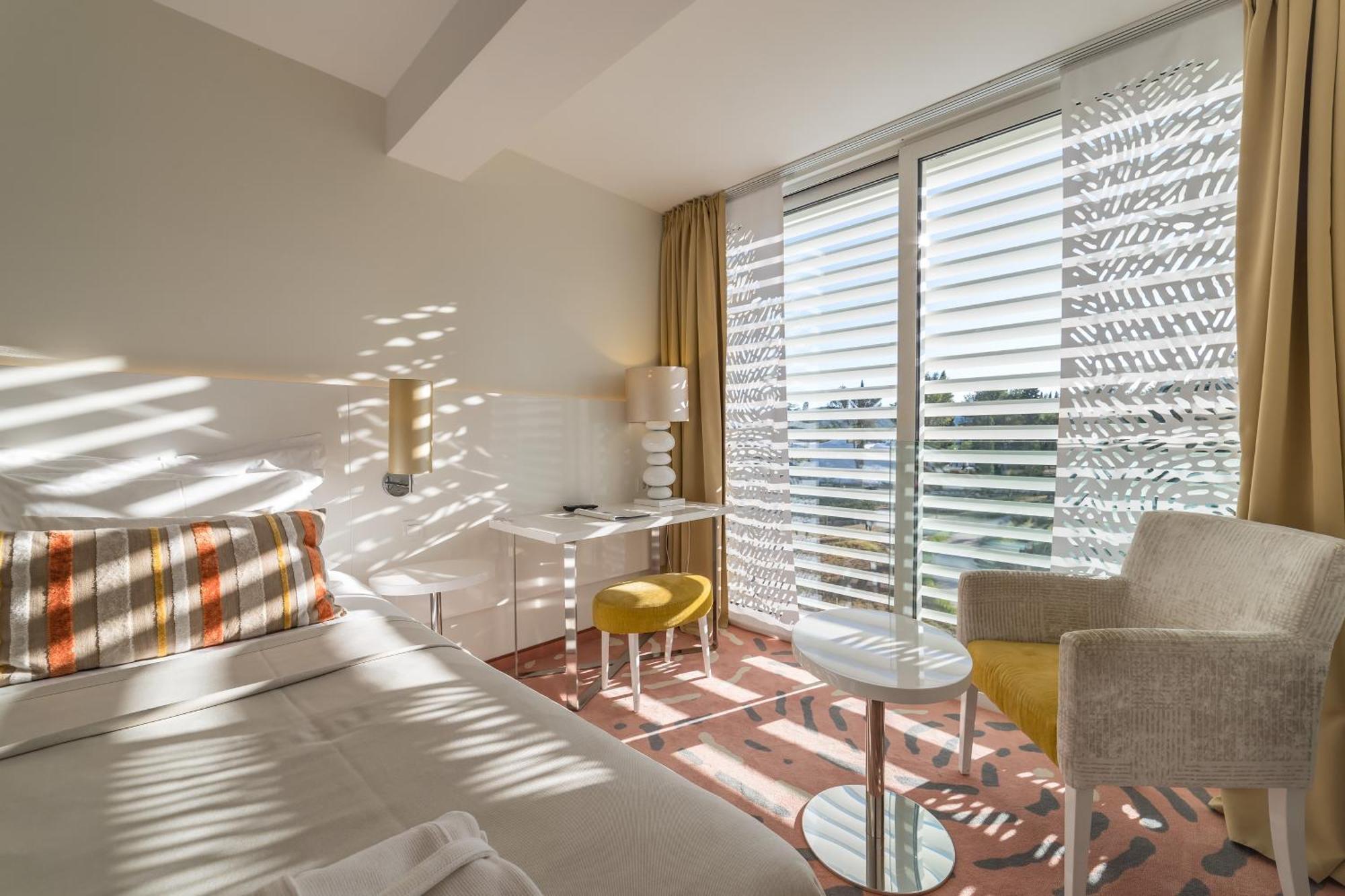 Double or Twin Room Courtyard View