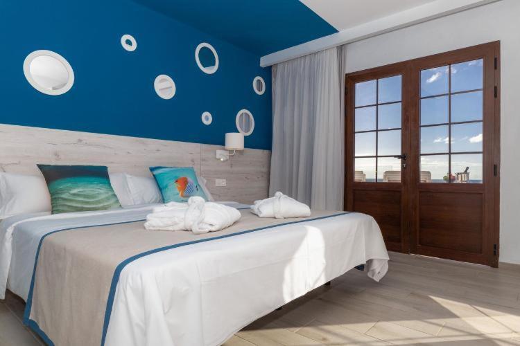 Two-Bedroom Apartment Sea View 22,1765576950:JPEG