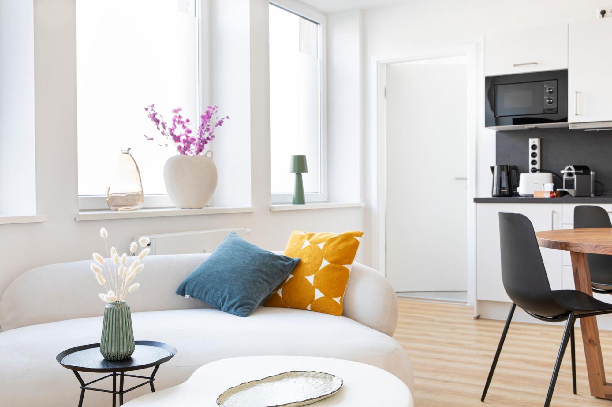 One-Bedroom Deluxe Apartment