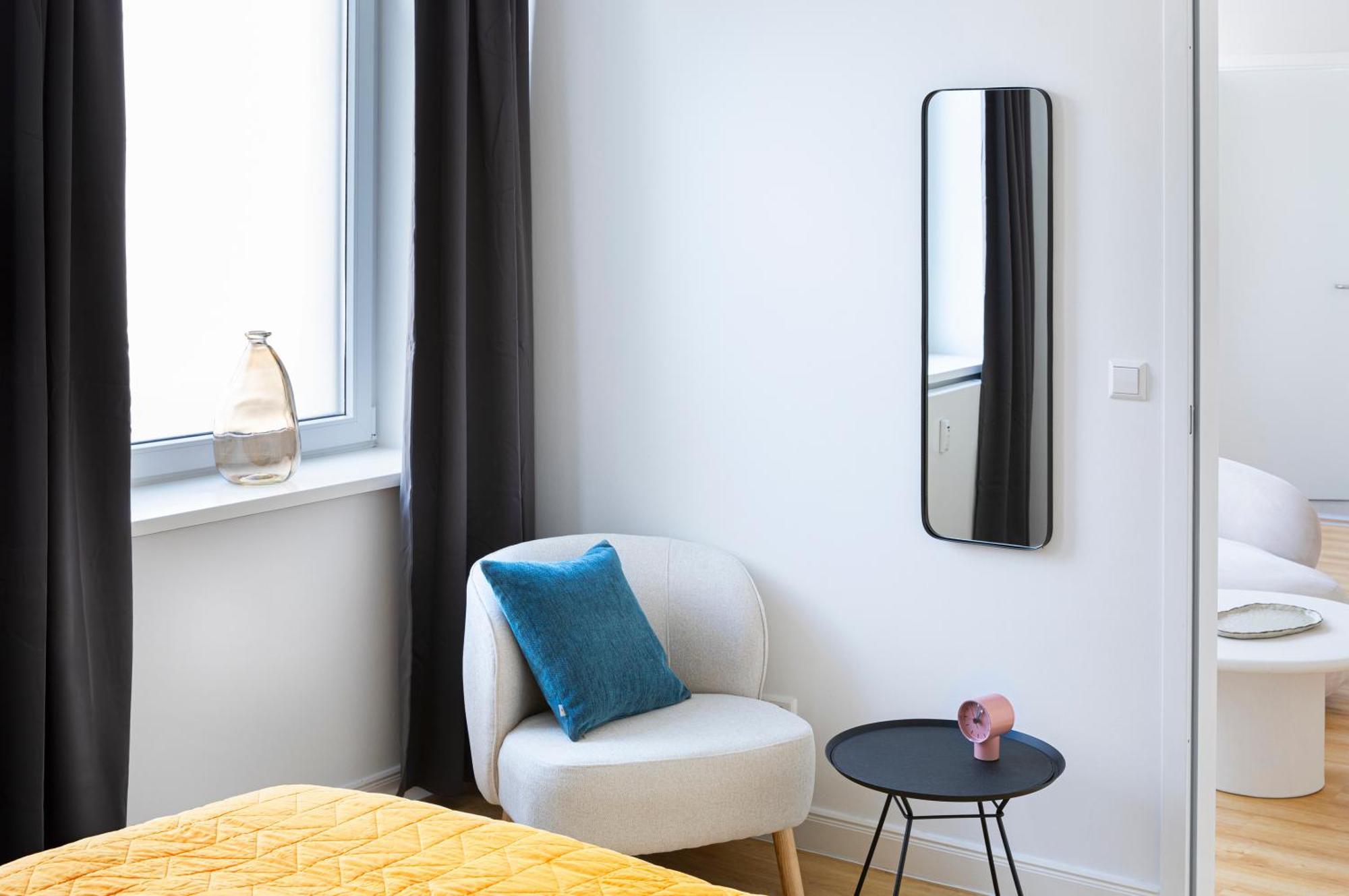 One-Bedroom Deluxe Apartment