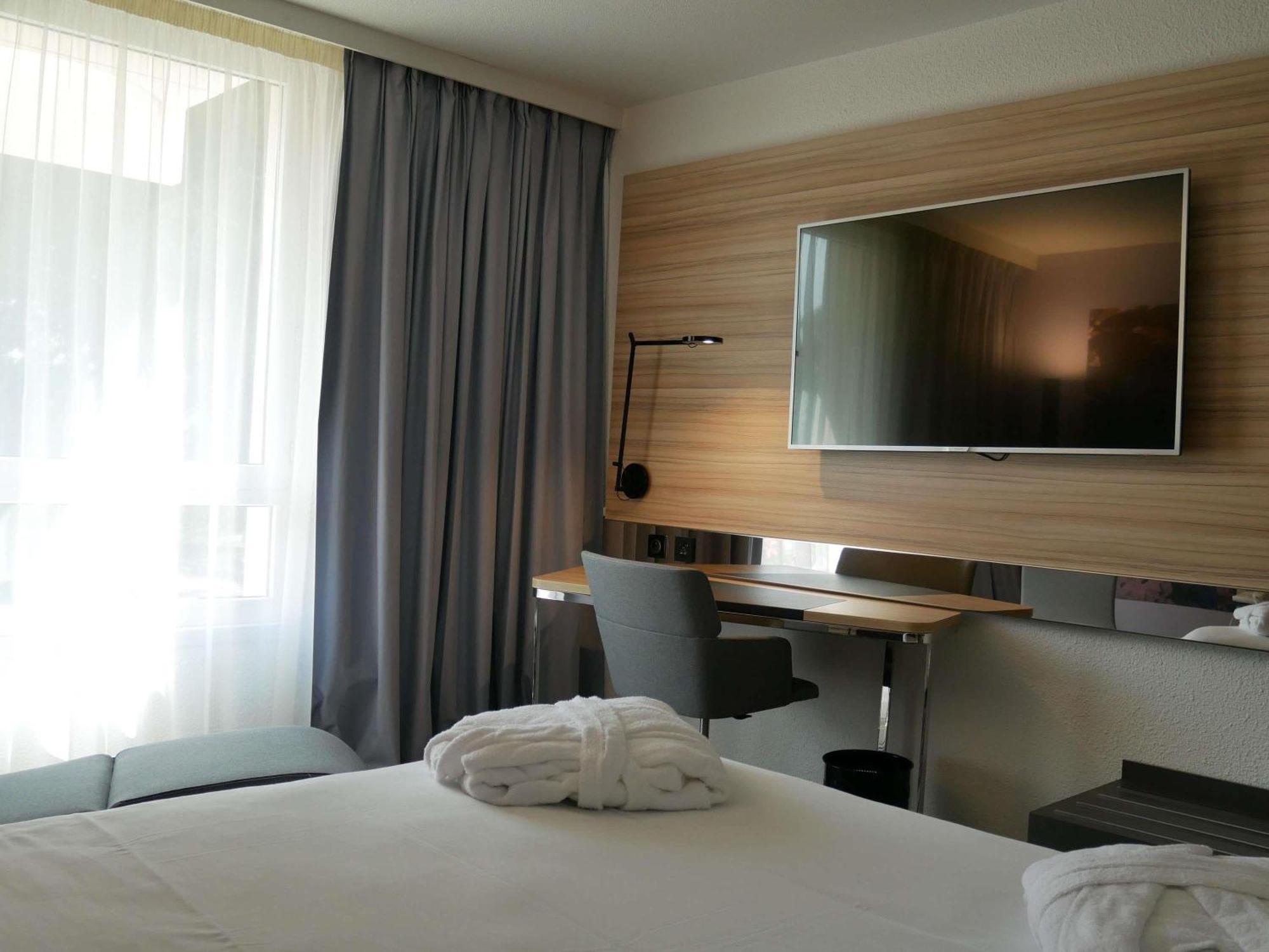 Classic Double Room Sofa Bed,1770861772:JPEG