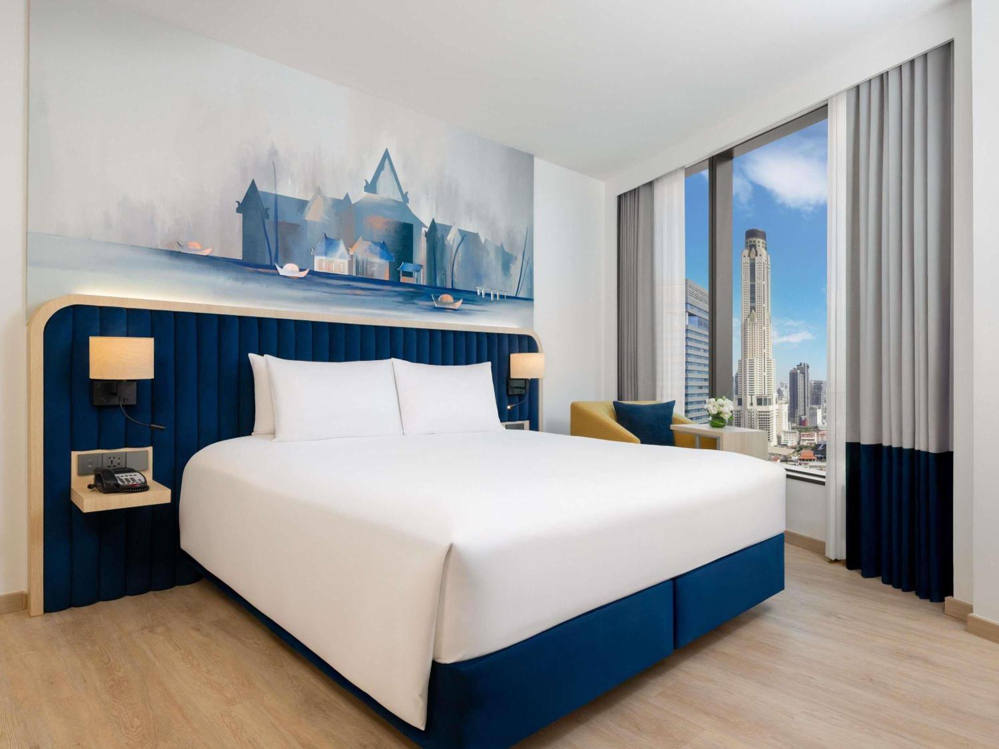 Standard Double Room with City View