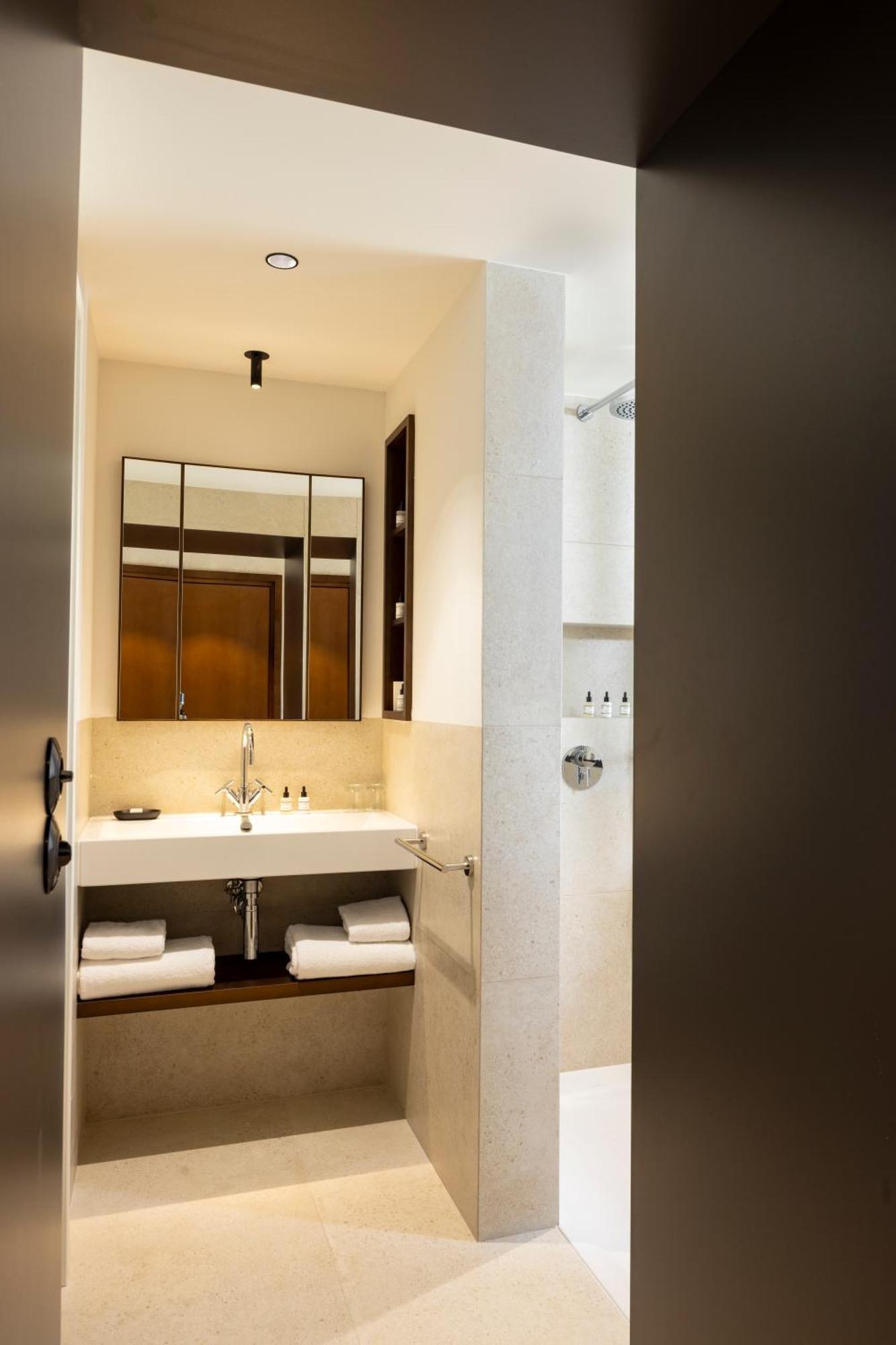 Deluxe Double Room Private Garden