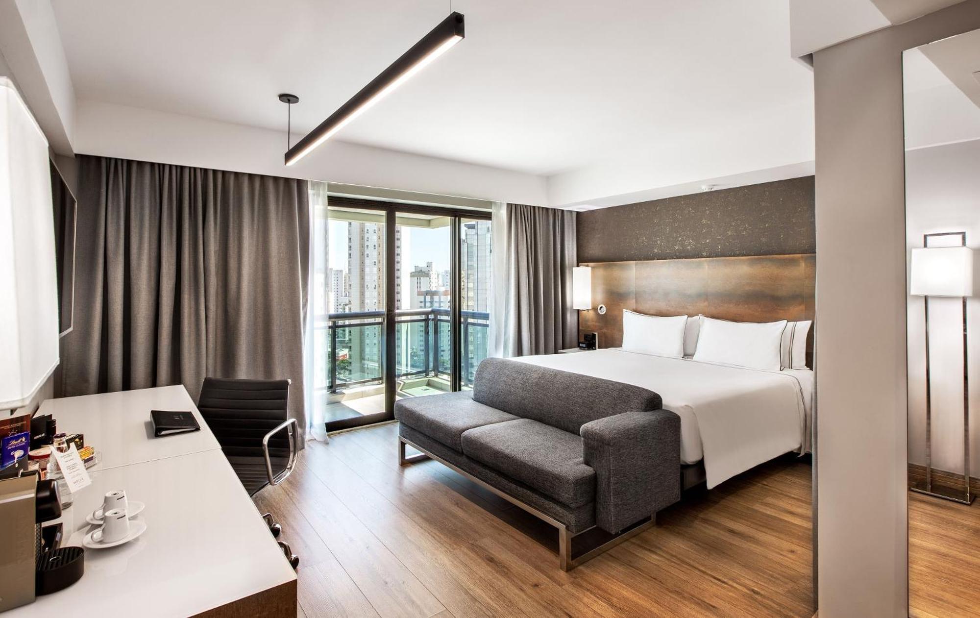 Habitación Grand Premium con balcón