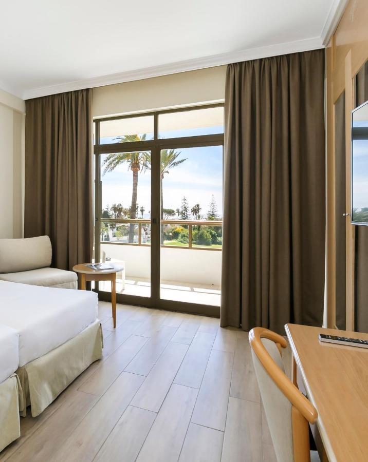 Sol Room Garden View