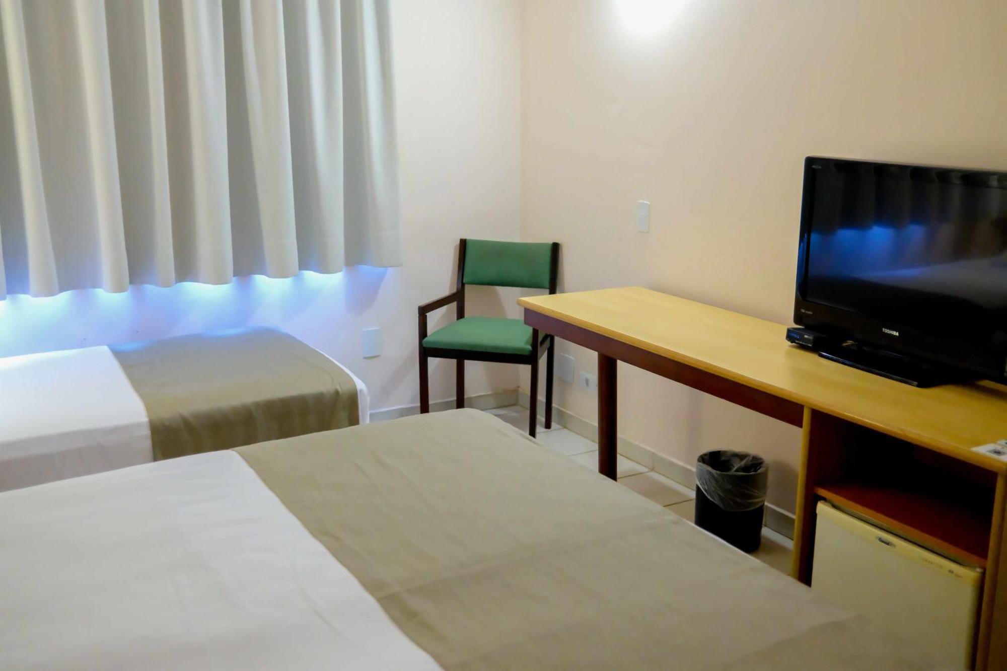 Quarto Triplo Standard