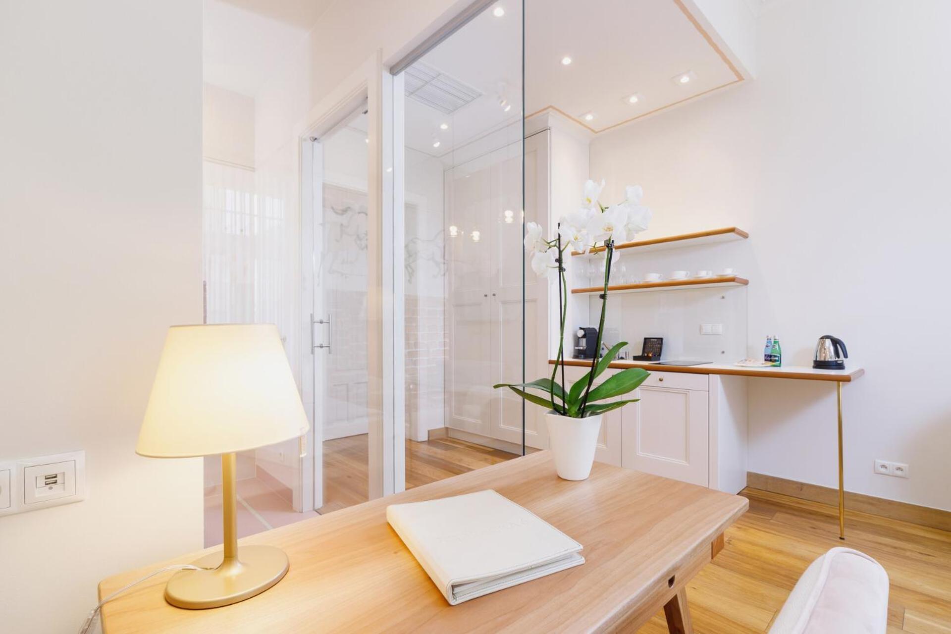 Executive Studio