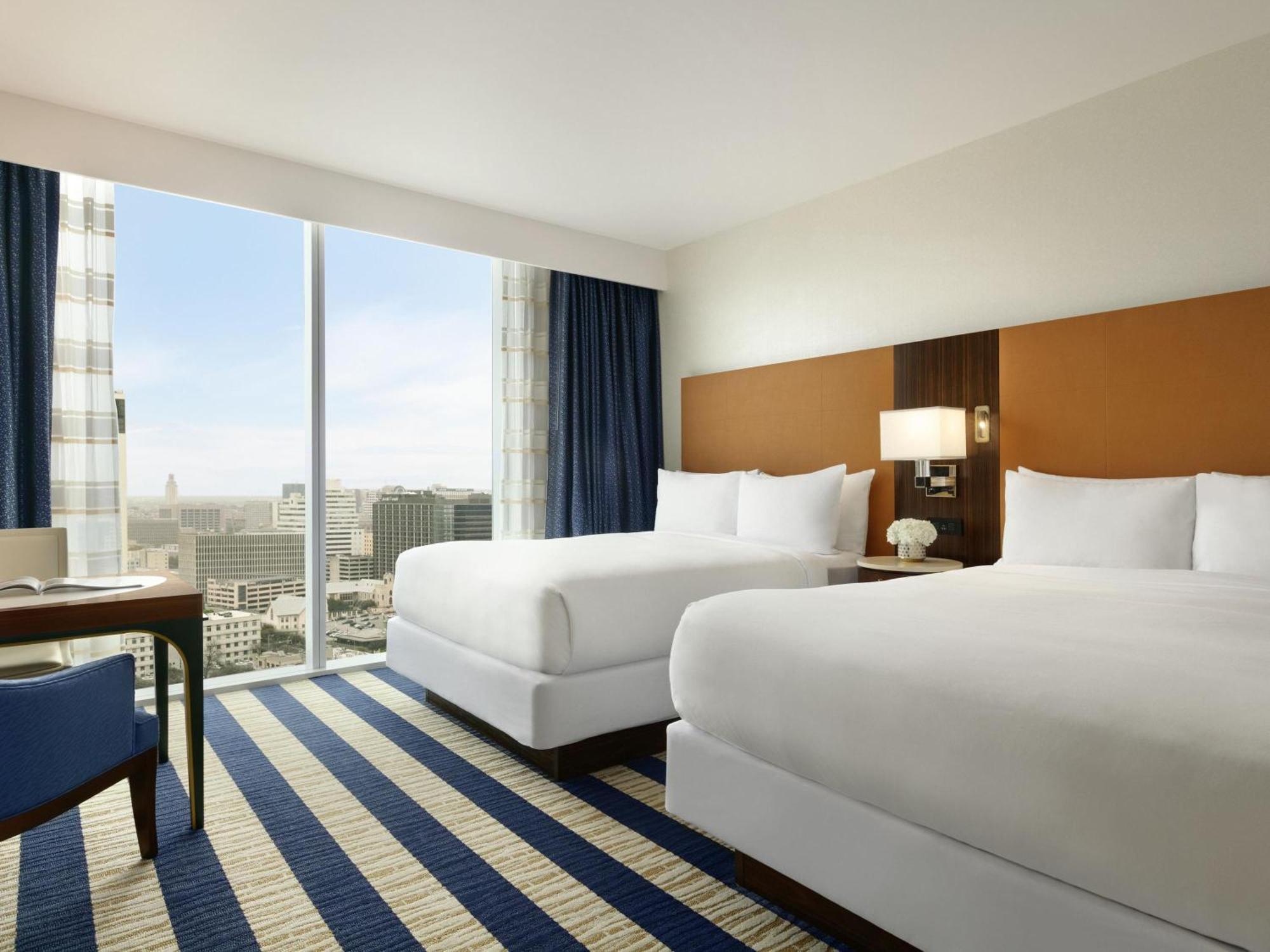 Fairmont Room 2 Queen Beds Hearing Accessible