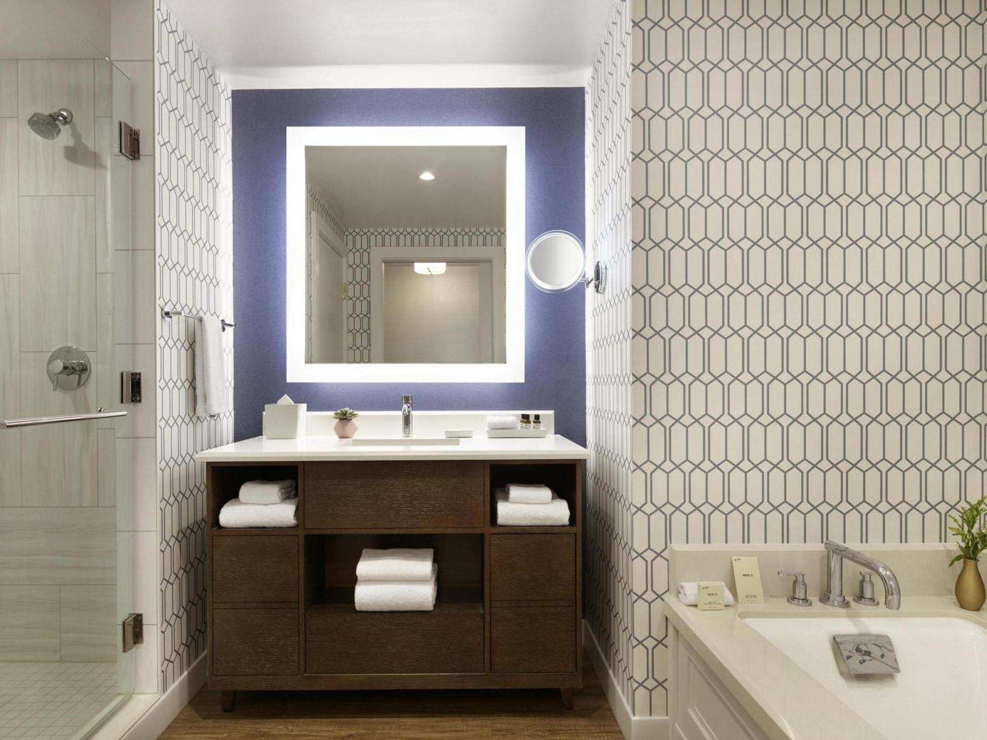 Fairmont King Room Hearing Accessible