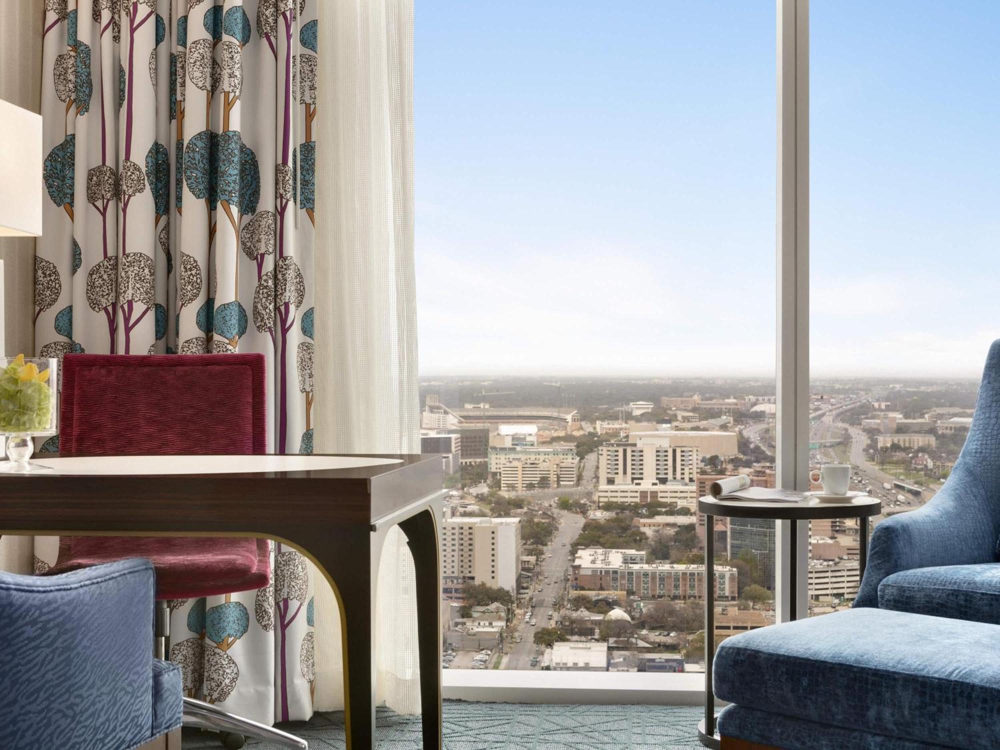 Fairmont Room 1 King