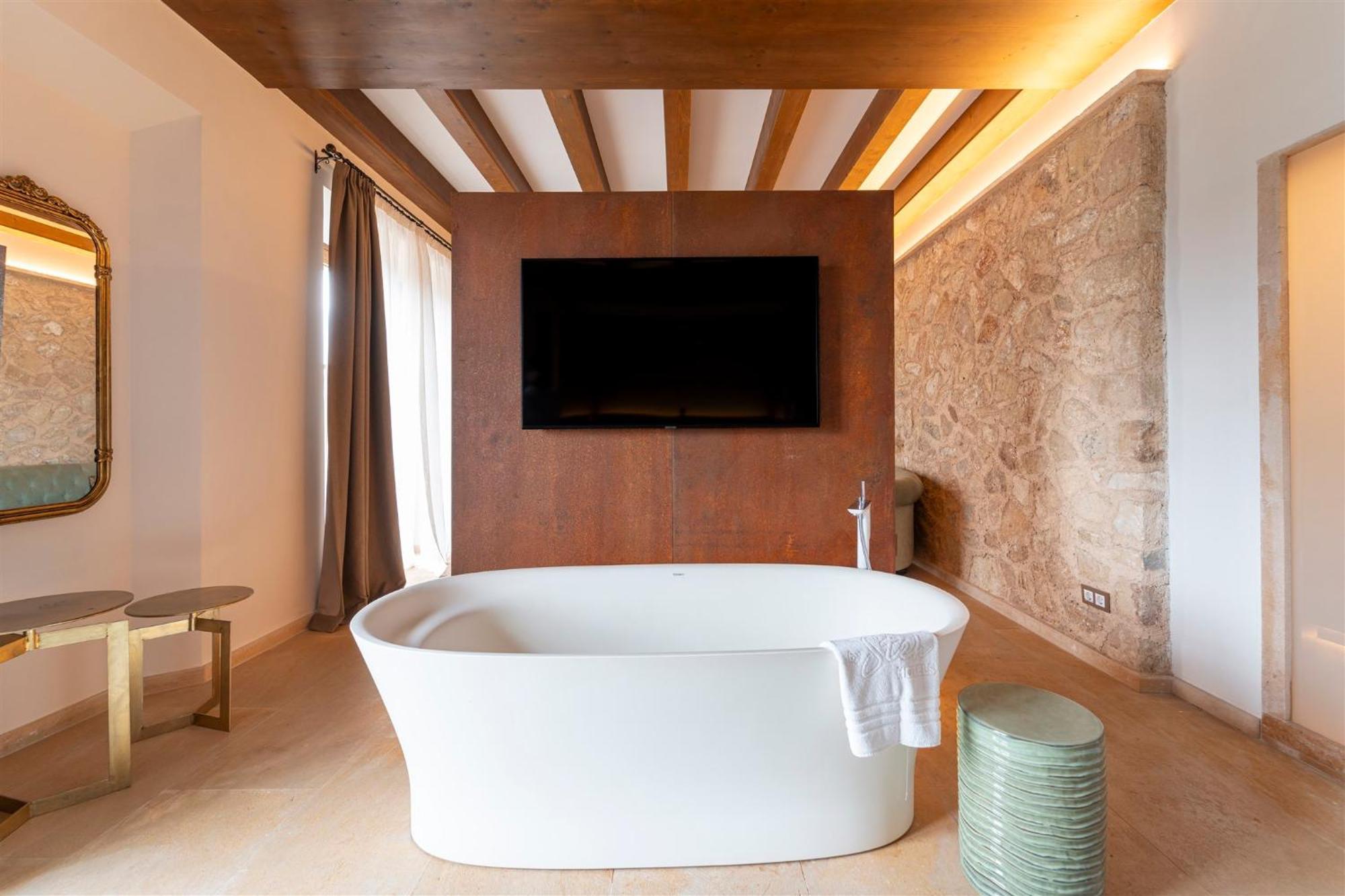 Castle Suite Balcony