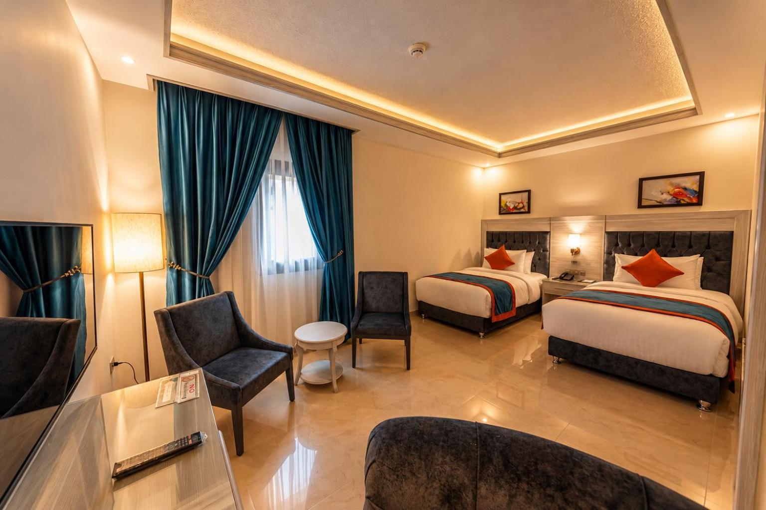 Standard Twin Room