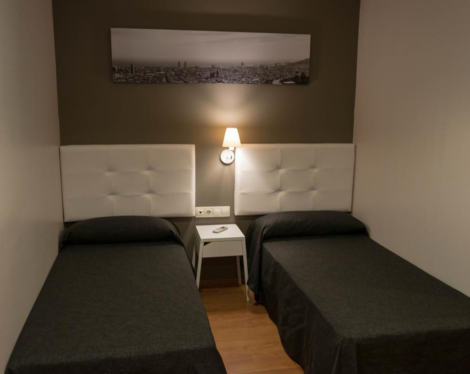 Quarto Individual com Banheiro Privativo Externo